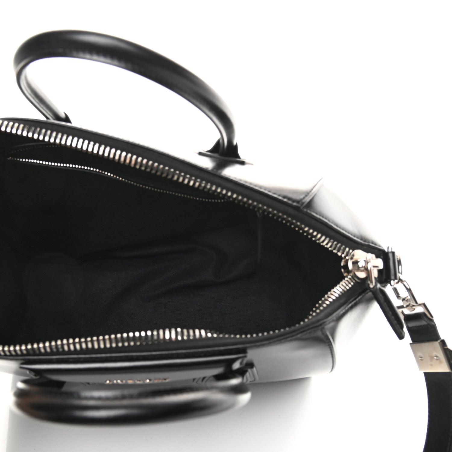 Givenchy Shiny Lord Calfskin Medium Antigona Black 4 of 12