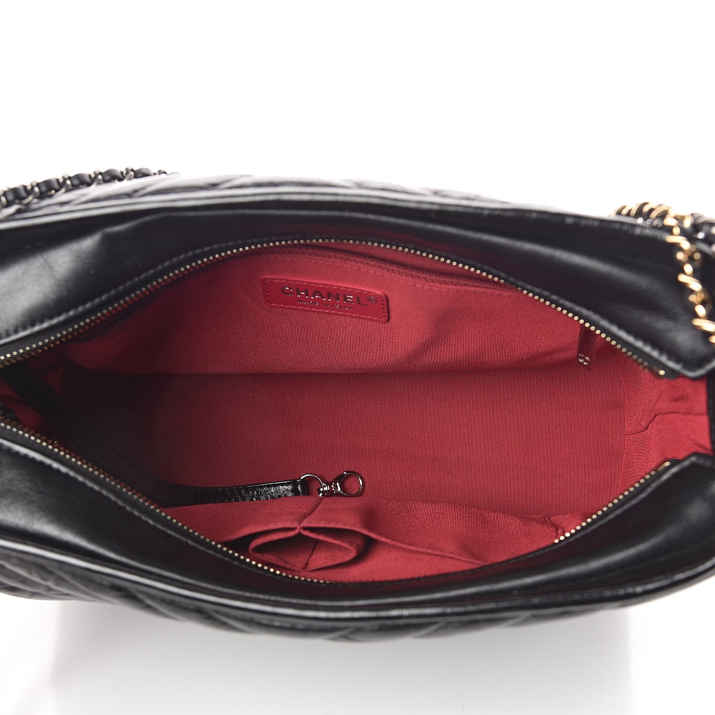 Aged Calfskin Chevron Quilted Medium Gabrielle Hobo Black