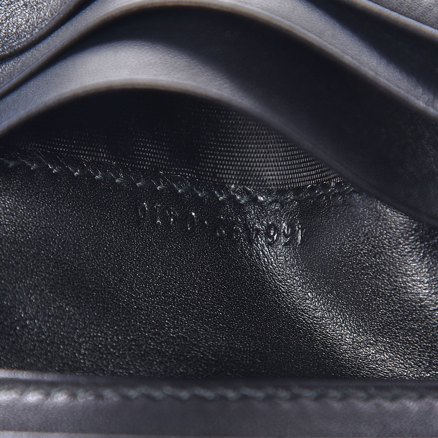 Calfskin Matelasse GG Marmont Card Case Wallet Black