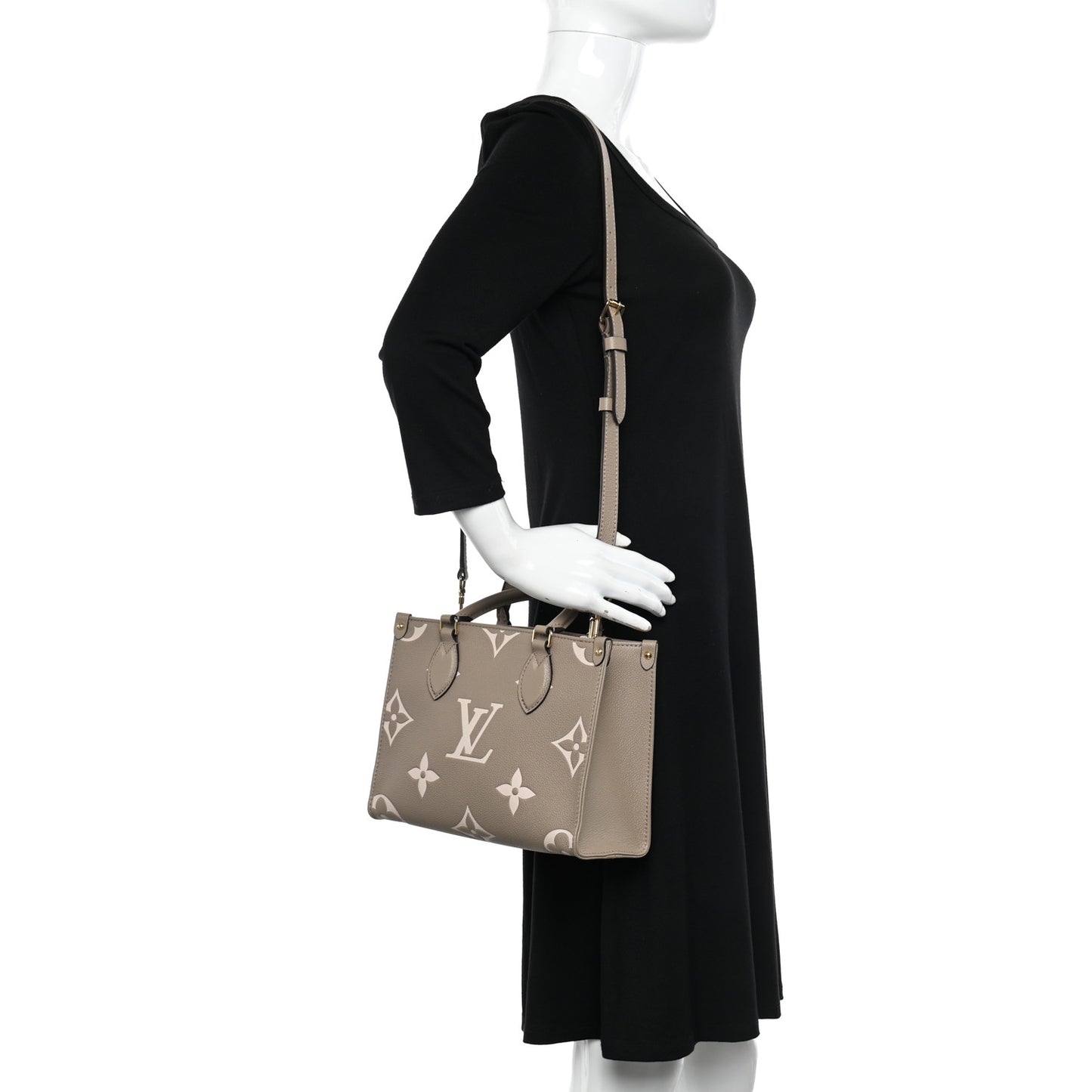 LOUIS VUITTON Empreinte Monogram Giant Onthego PM Tourterelle Crème
