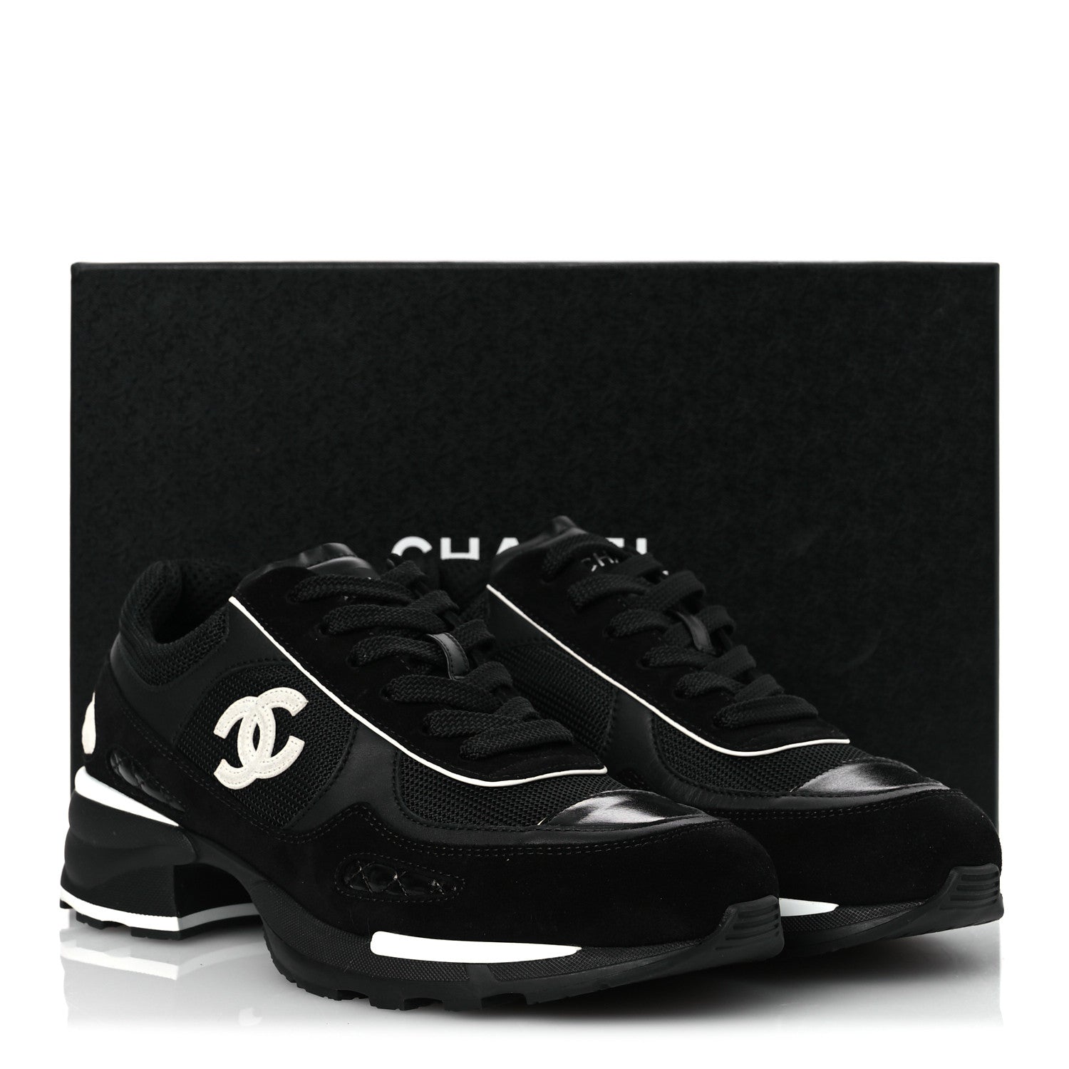 Chanel Mixed Fibers Suede Shiny Calfskin Womens CC Sneakers 40.5 Black 11 of 11