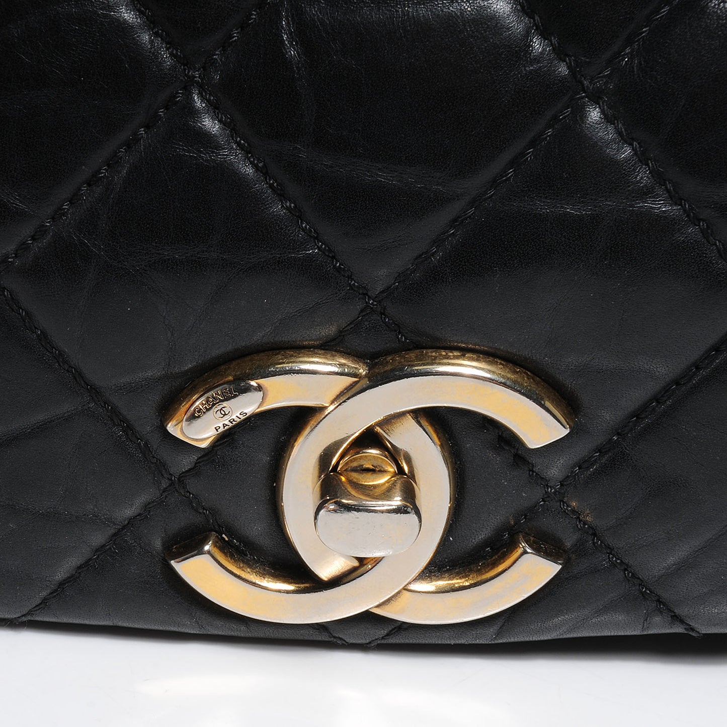Quilted Small Pondichery Flap Black