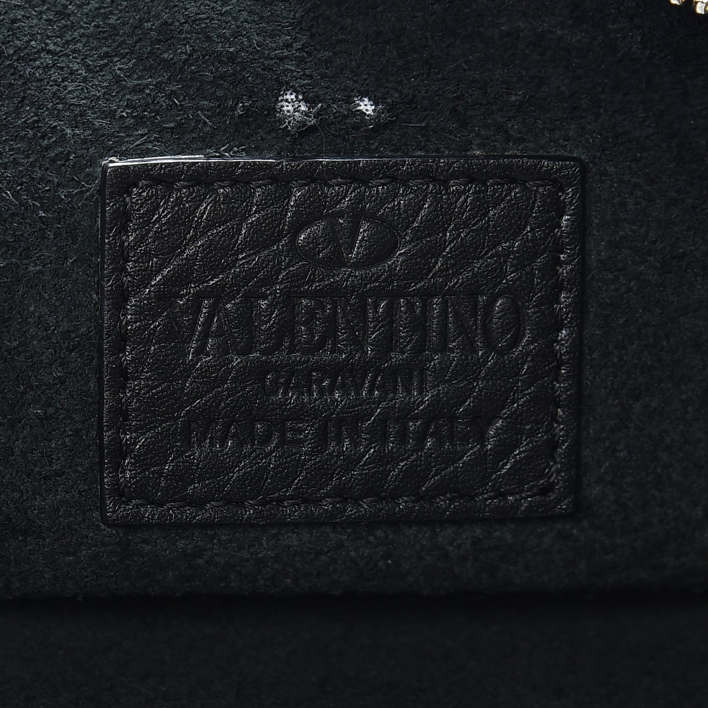 Pebbled Calfskin Large Rockstud Zip Pouch Black