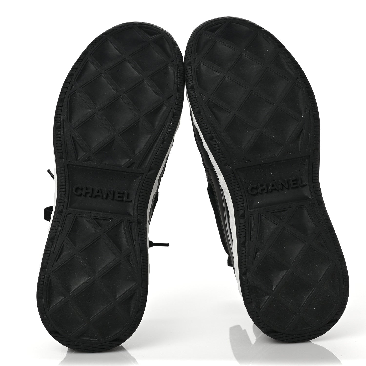 Chanel Velvet Calfskin Mixed Fibers CC Sneakers 38 Black 6 of 10