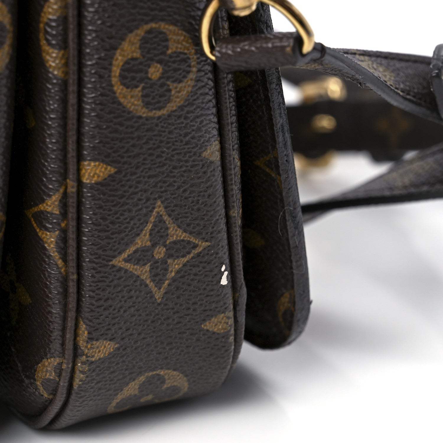Louis Vuitton Monogram Pochette Metis 15 of 17