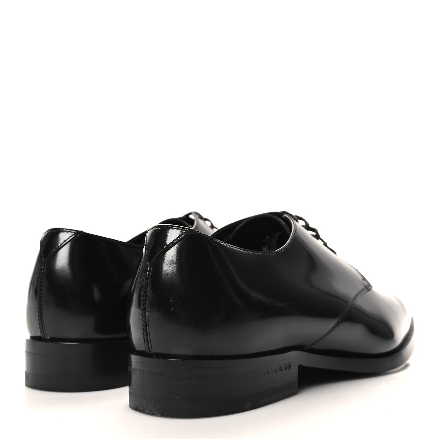 Patent Calfskin Montaigne 25 Uniform 38.5 Black