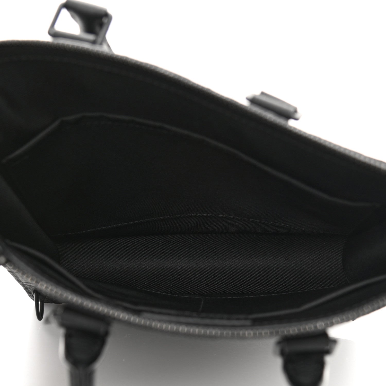 Louis Vuitton Taurillon Monogram Sac Plat Messenger Black 5 of 9