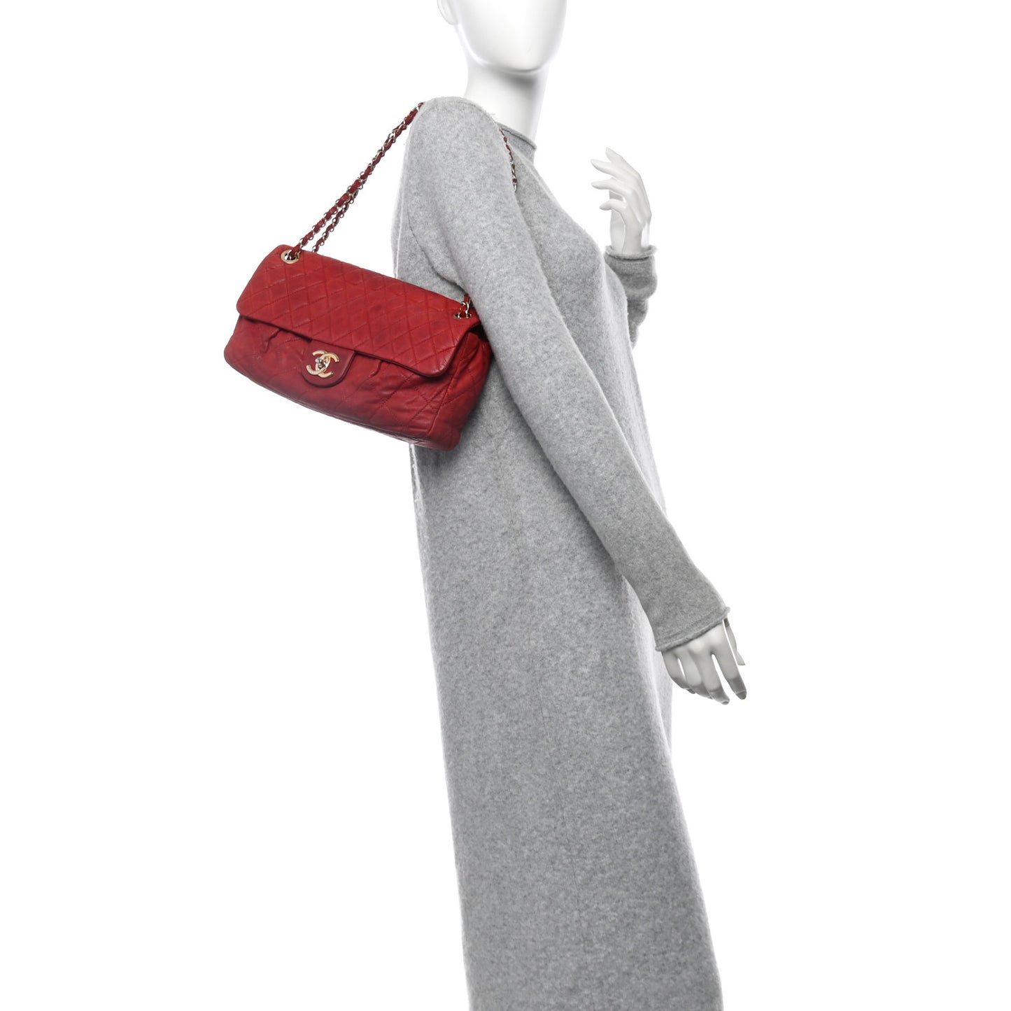 Iridescent Calfskin Large Chic Quilt Flap Red