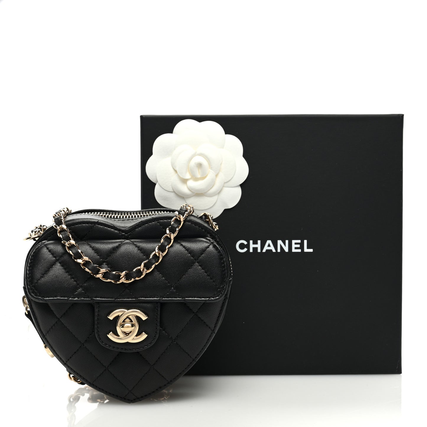 Lambskin Quilted CC In Love Heart Clutch With Chain Black