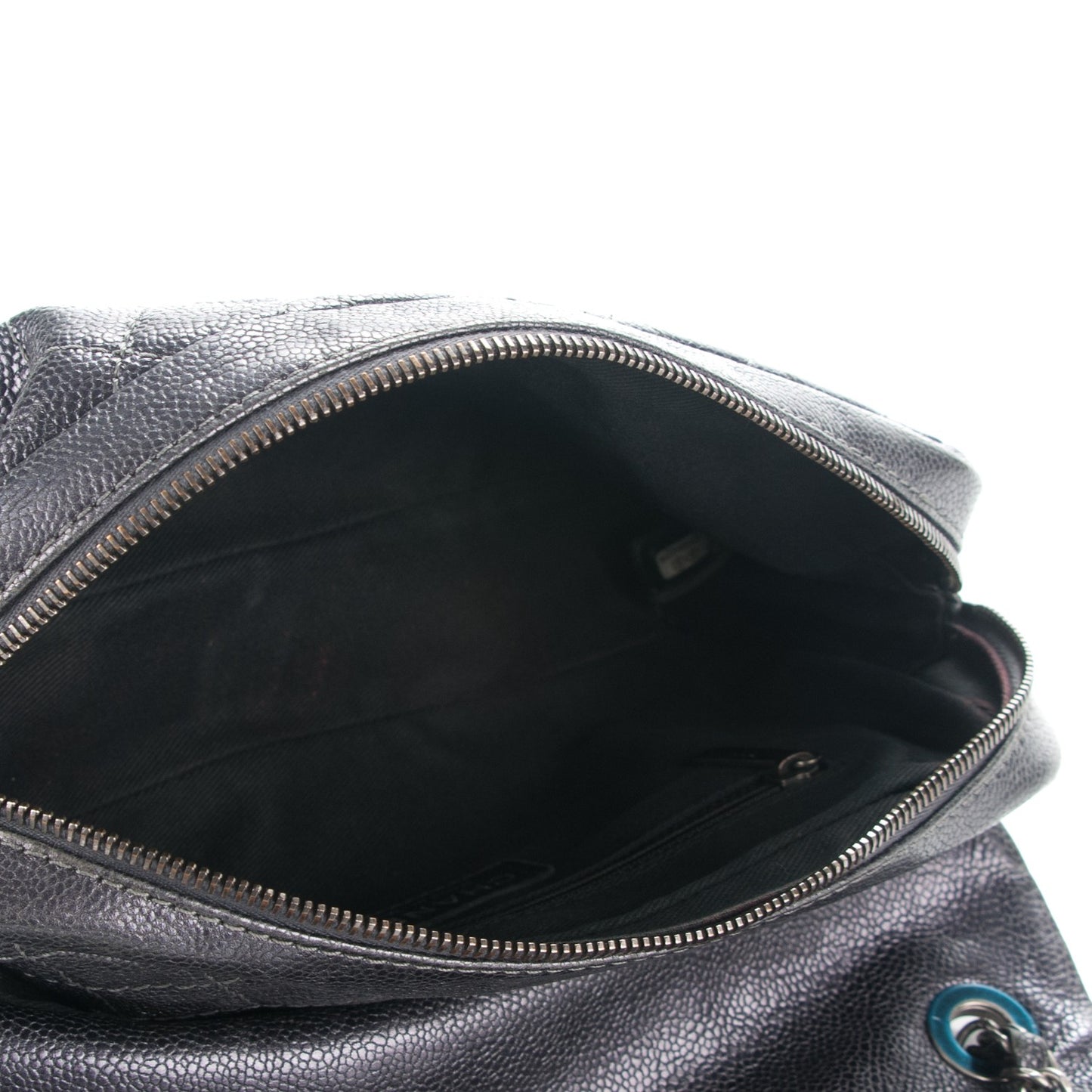 Iridescent Caviar Quilted Small Chic Flap Dark Silver