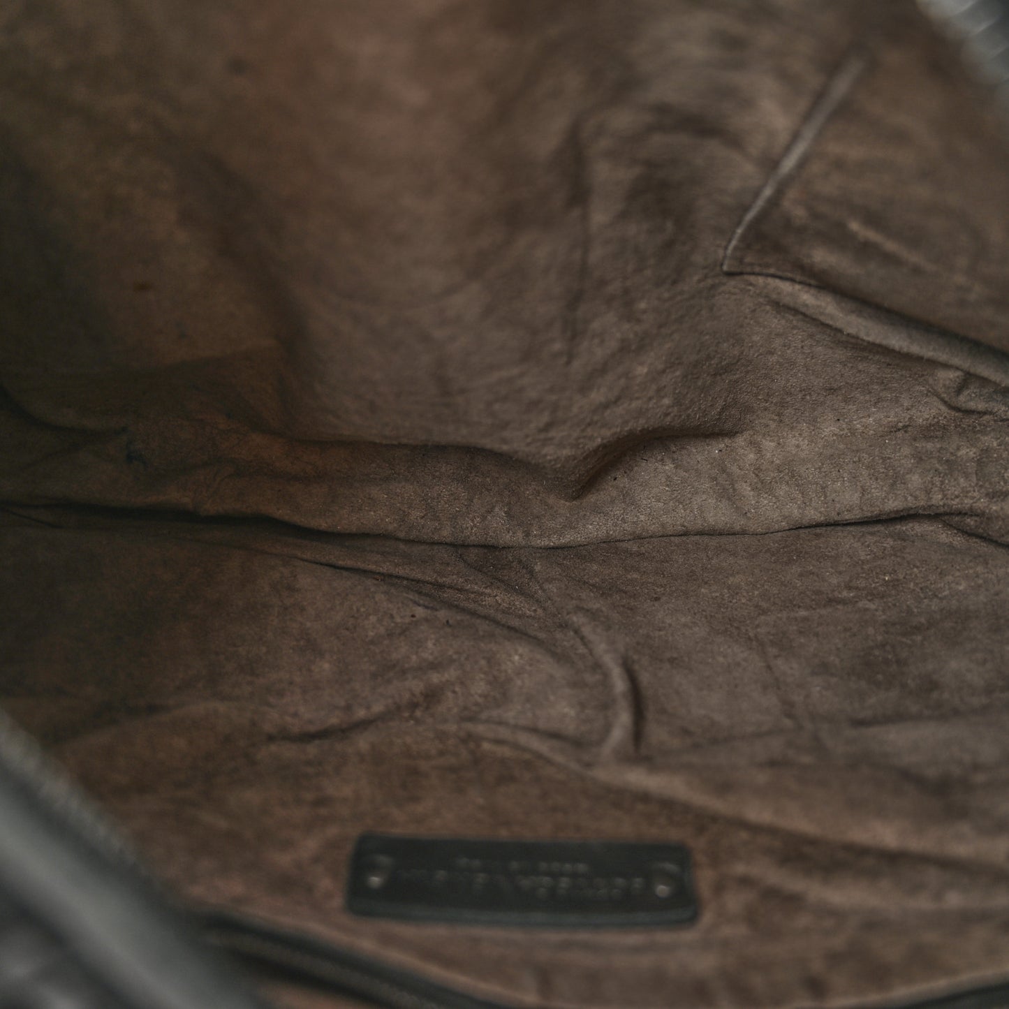 Nappa Intrecciato Medium Veneta Hobo Black