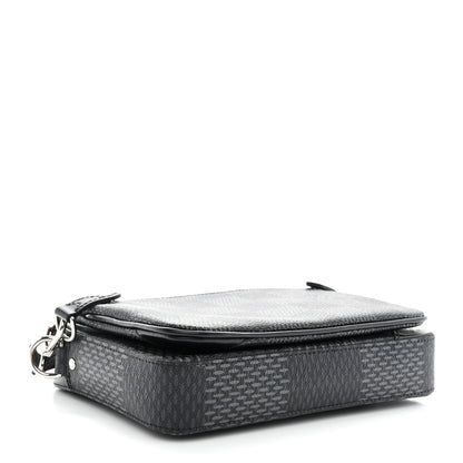 Louis Vuitton Damier Graphite 3D Trio Messenger 4 of 11
