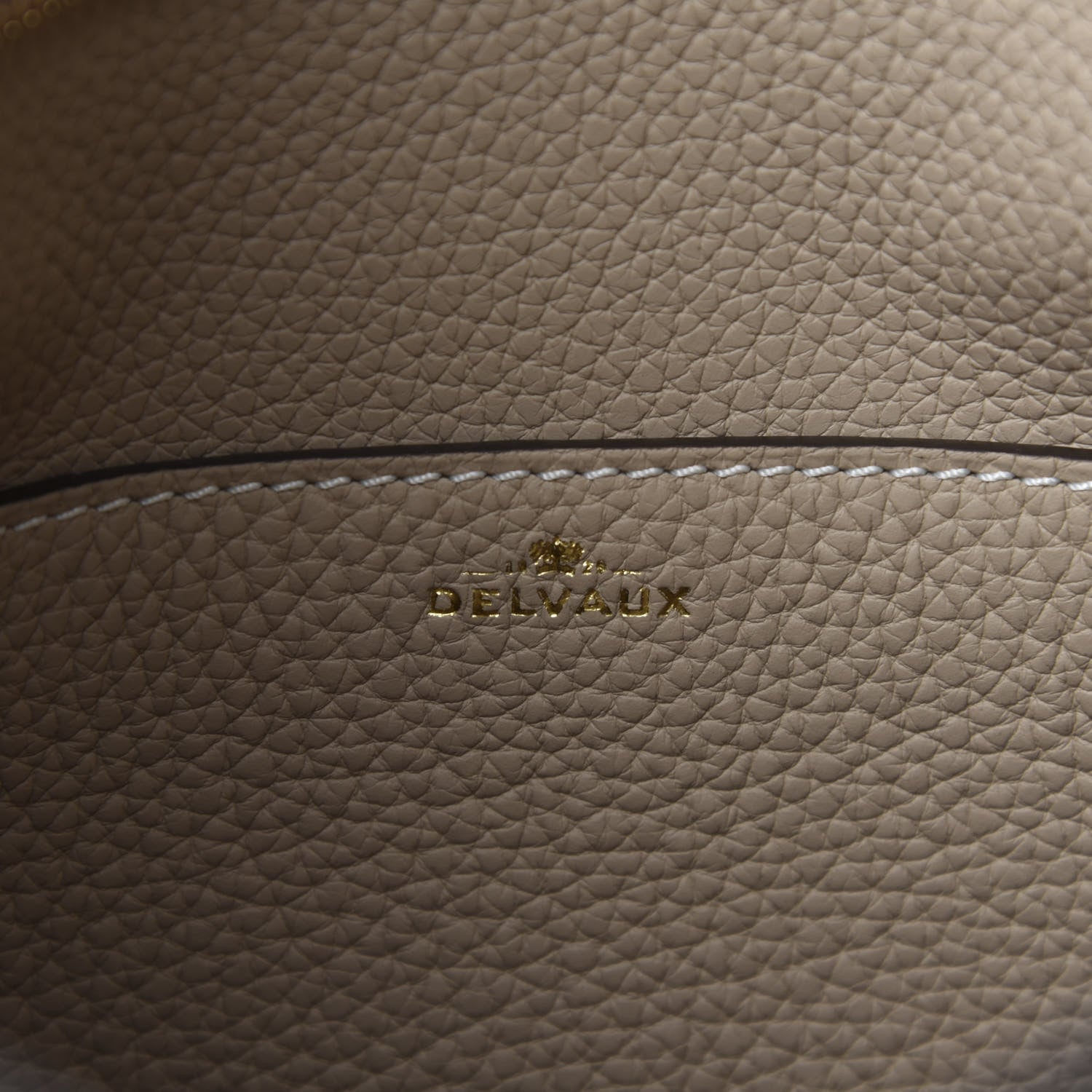 Delvaux Taurillon Pin Daily Surpique Bucket Sand 8 of 10