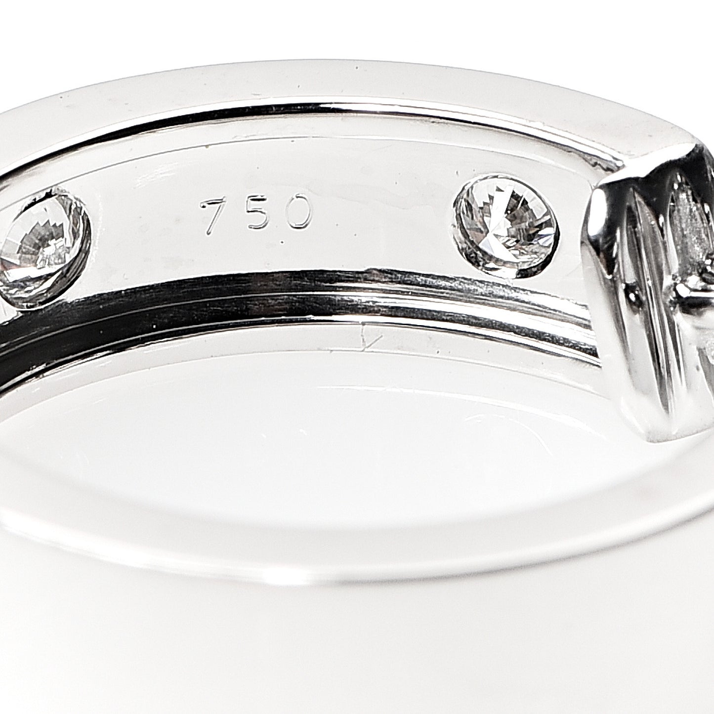 18K White Gold 6 Diamond 5.5mm LOVE Hoop Earrings