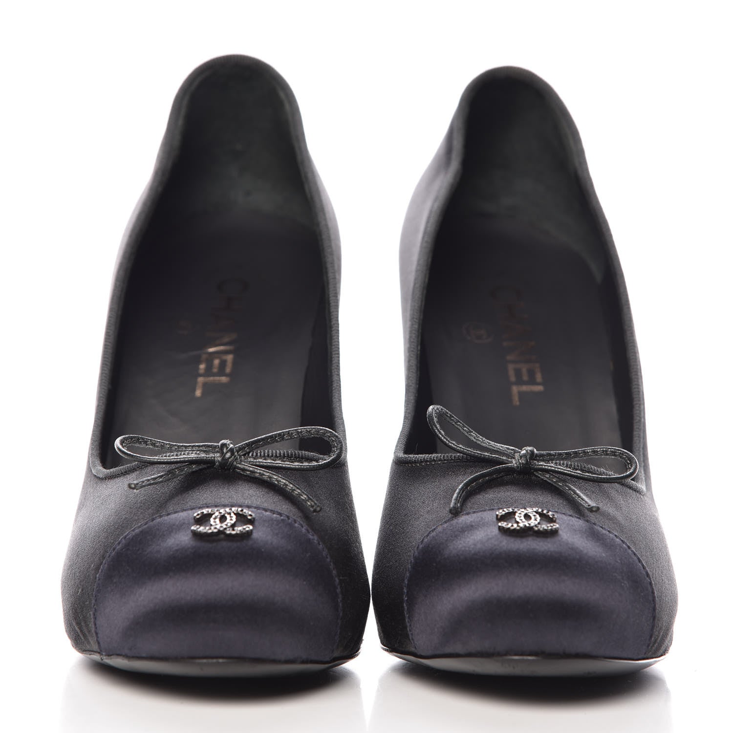 Chanel Satin Cap Toe CC Pumps 39 Gris Marine 2 of 10