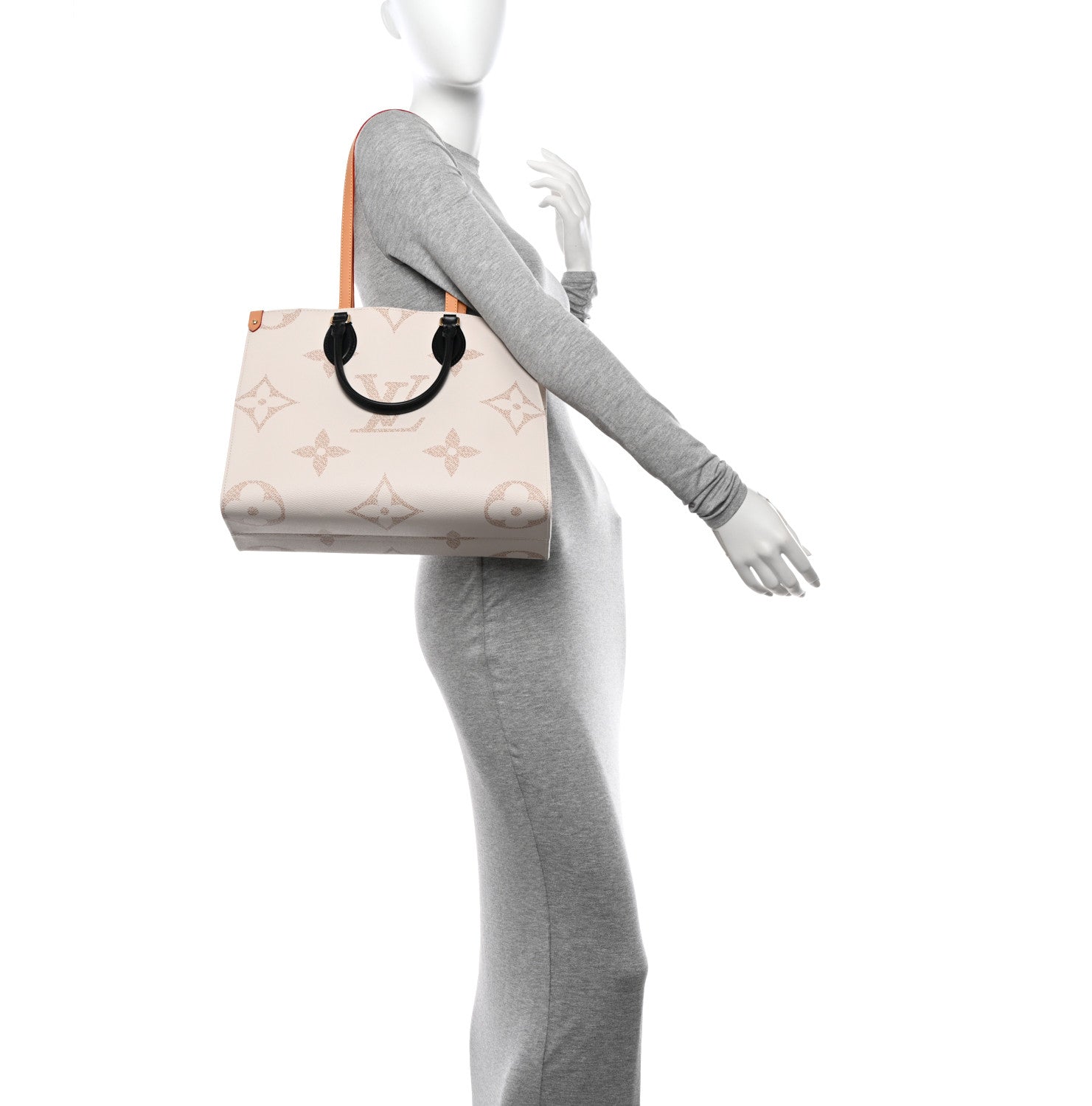 Louis Vuitton Monogram Dune Giant Onthego MM 2 of 9