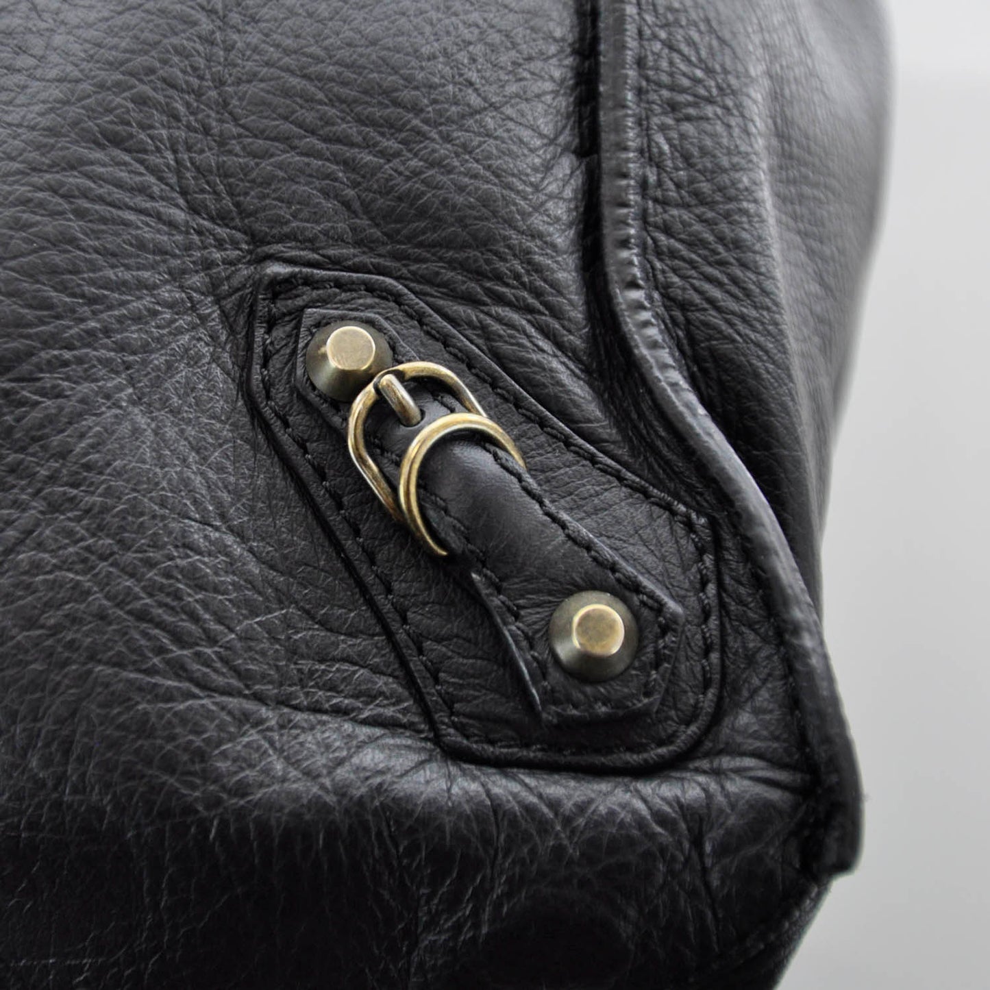 Veau Papier Basket Tote Black