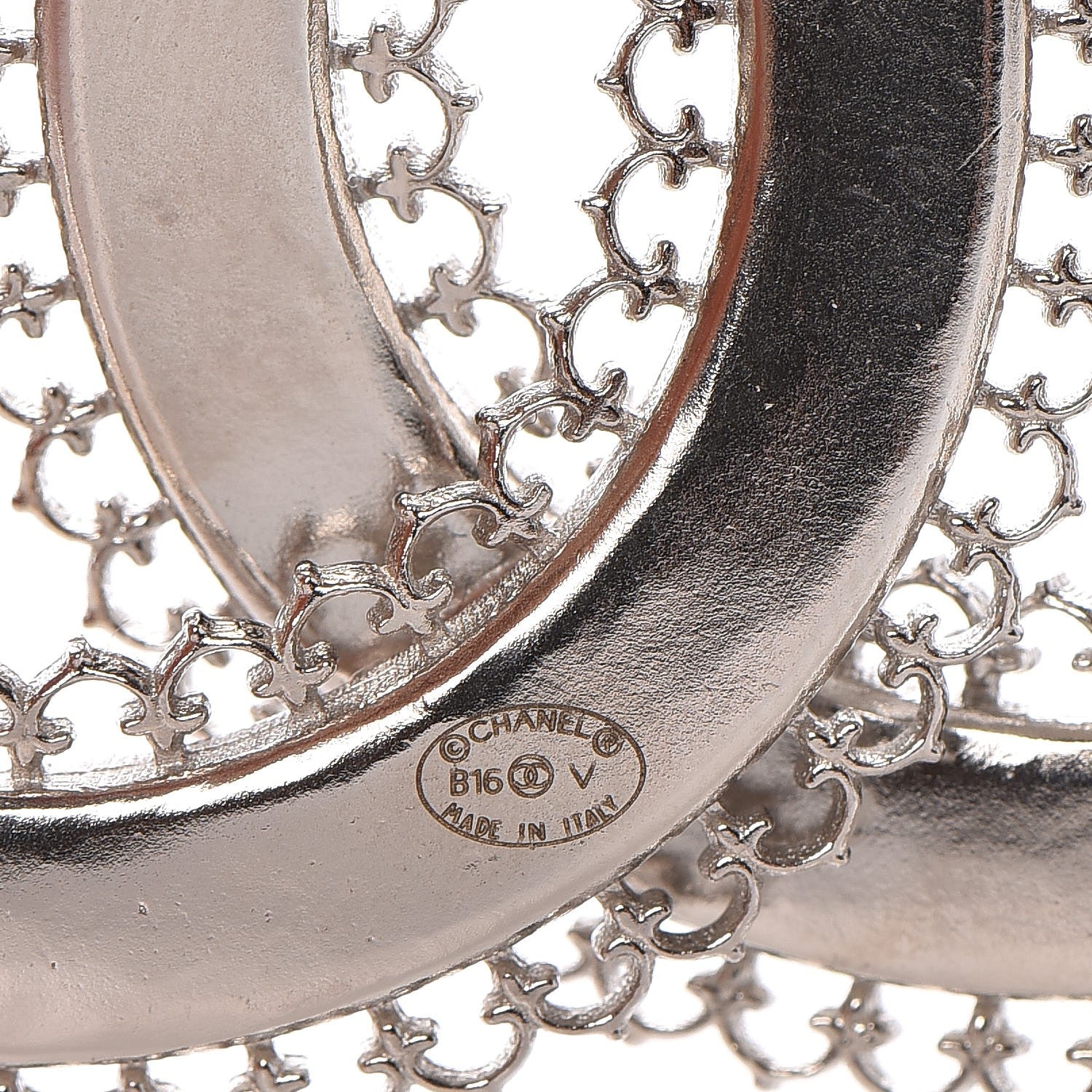 Chanel Large Scalloped CC Brooch Silver 4 of 5