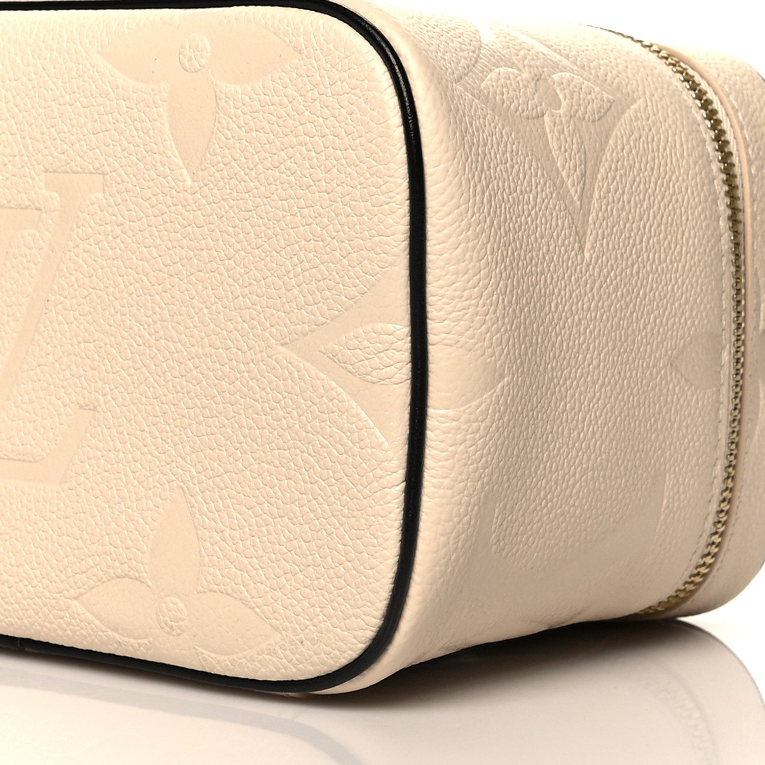 Louis Vuitton Empreinte Monogram Giant Wild At Heart Nice Mini Creme 9 of 10