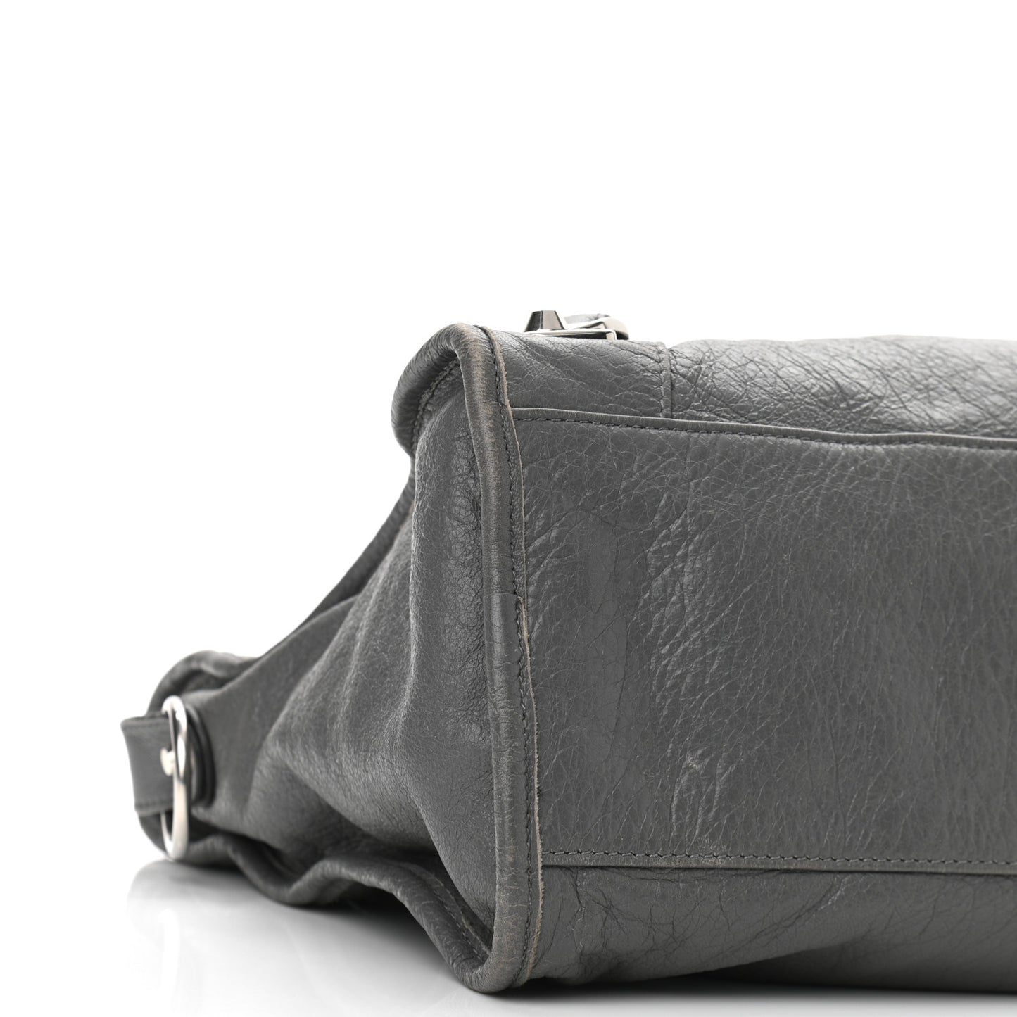 Agneau Silver Metallic Edge Hardware City Gris Cendre