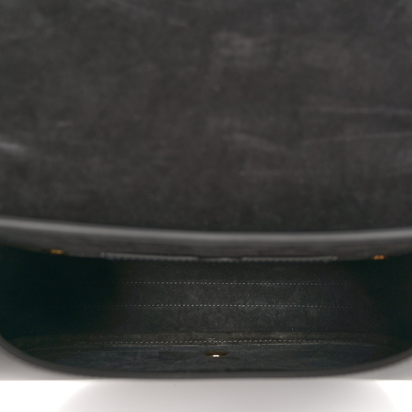 Box Calfskin Medium Bobby Flap Black