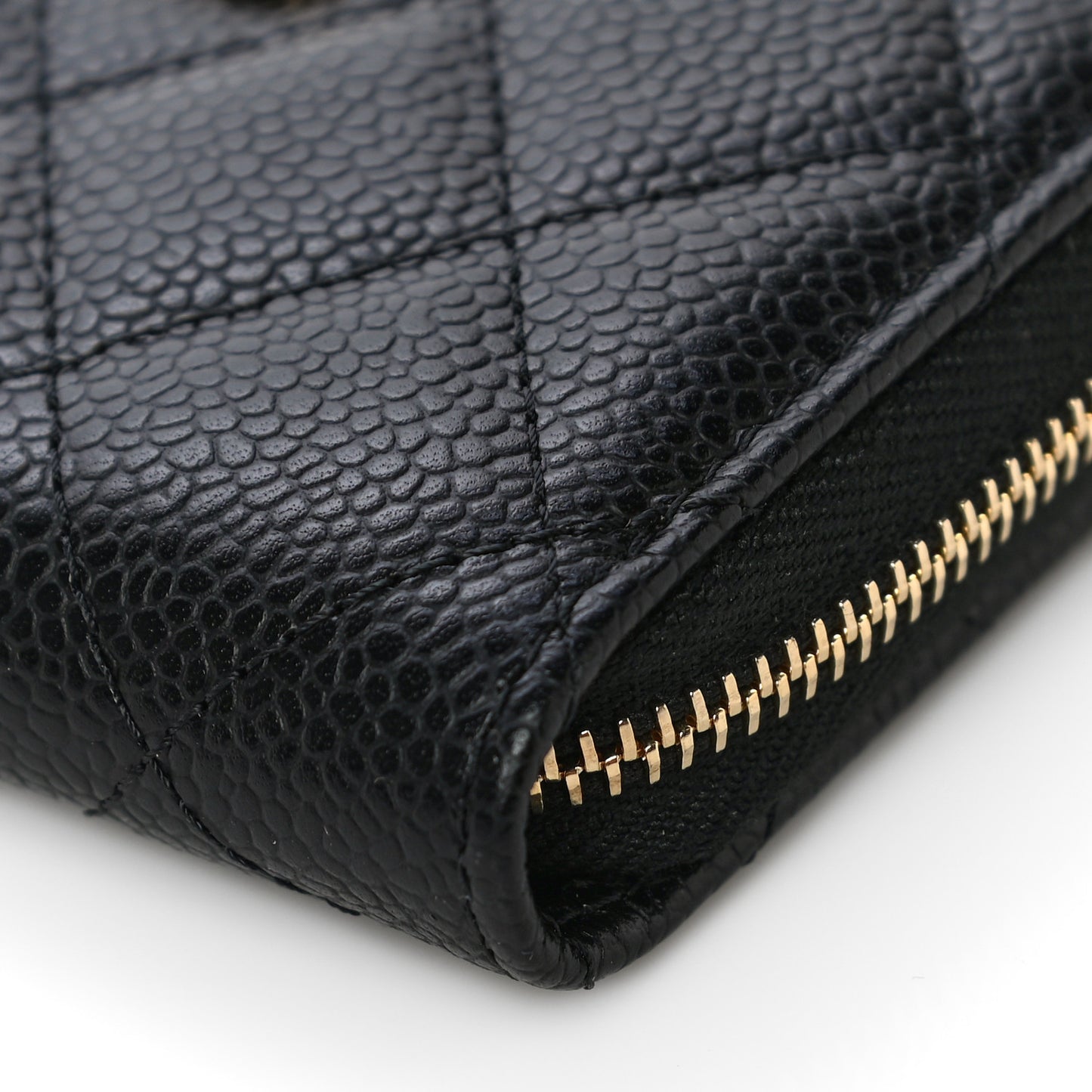 Caviar Quilted Classic Zipped Coin Purse Black