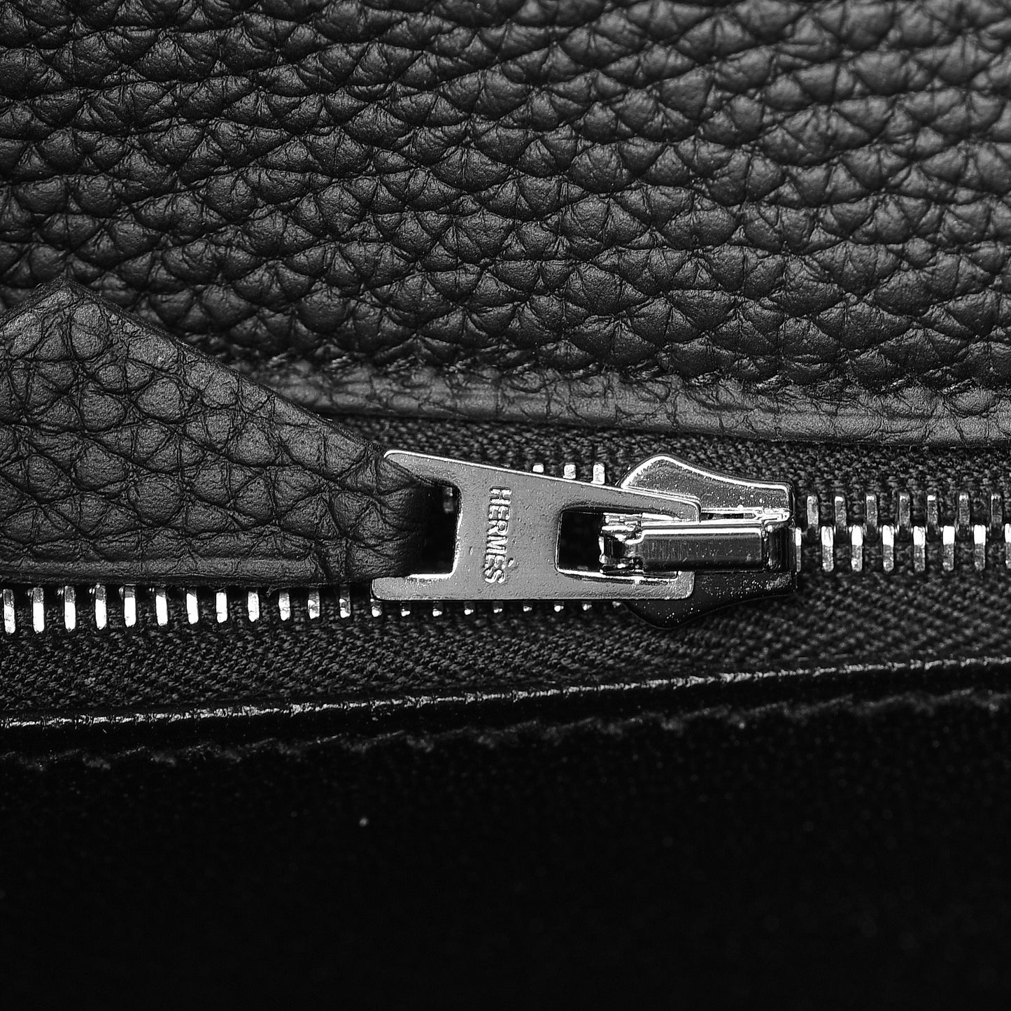 Togo Kelly Retourne 28 Black