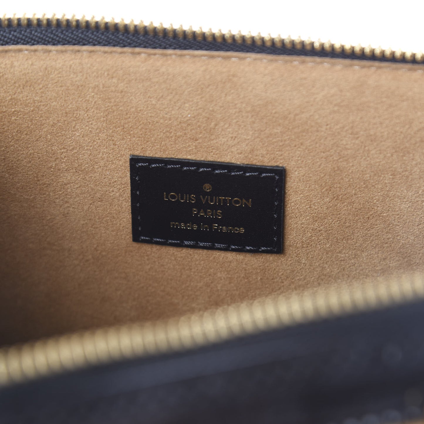 Transformed Canvas Patent Time Trunk Alma PM Beige