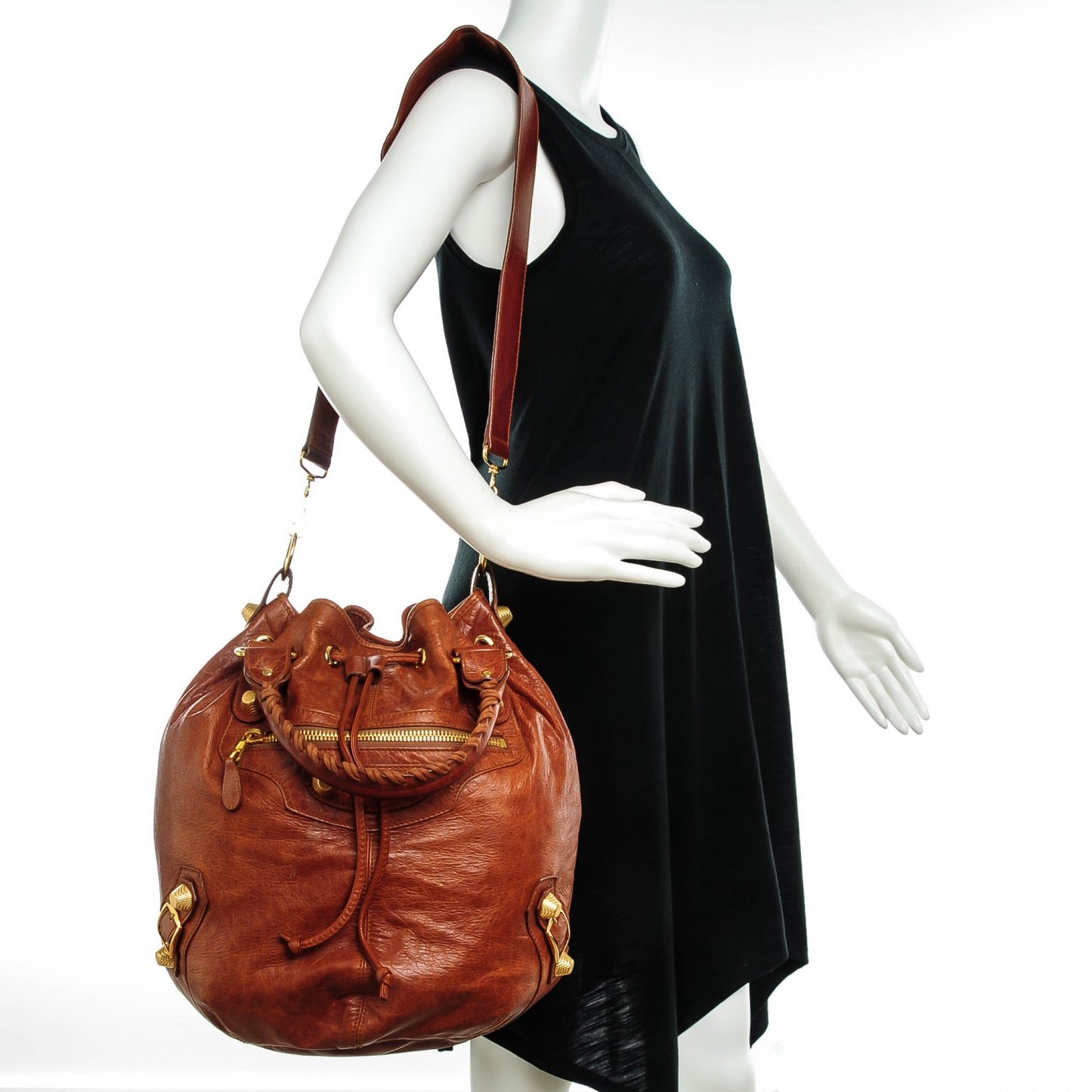 Agneau Giant 21 Gold Hardware Pompon Sienna