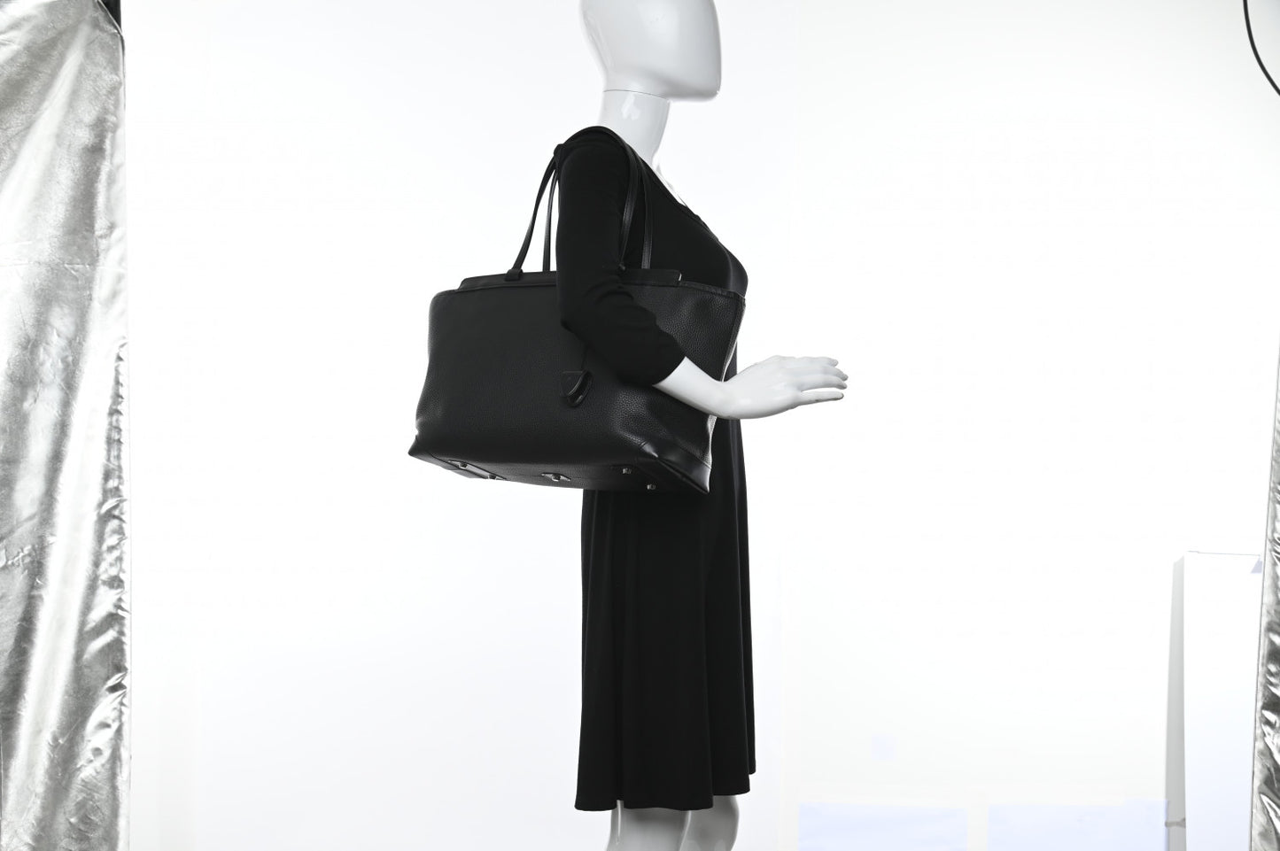Bellechasse PM Tote Black