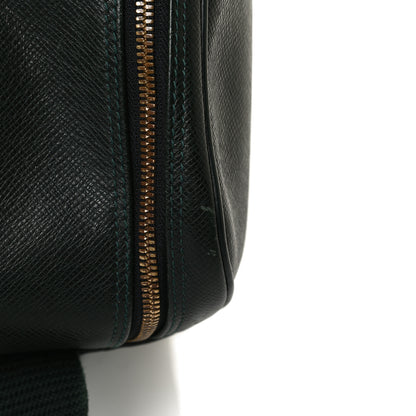 Louis Vuitton Taiga Reporter Messenger Epicea 12 of 15