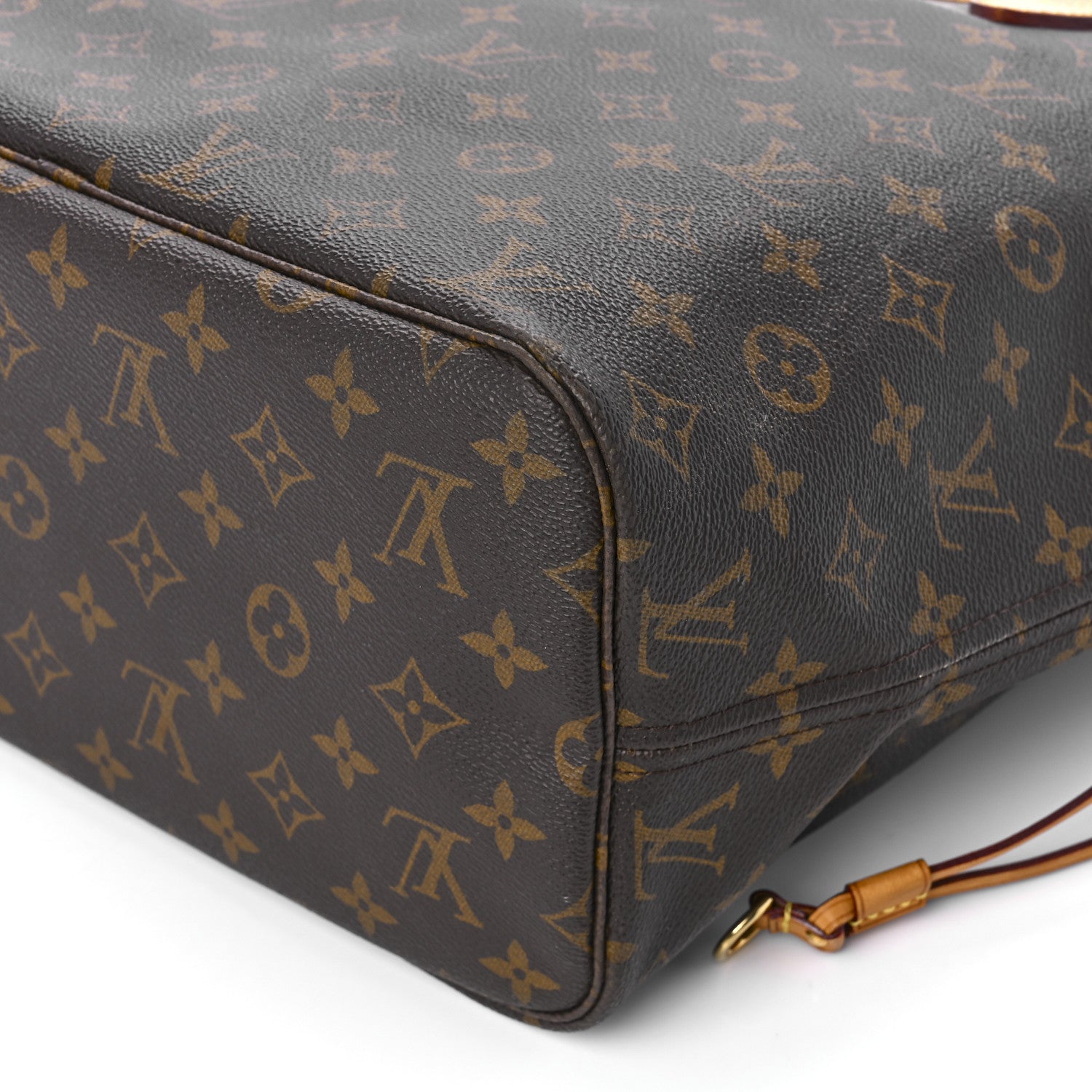 Louis Vuitton Monogram Neverfull MM 11 of 12