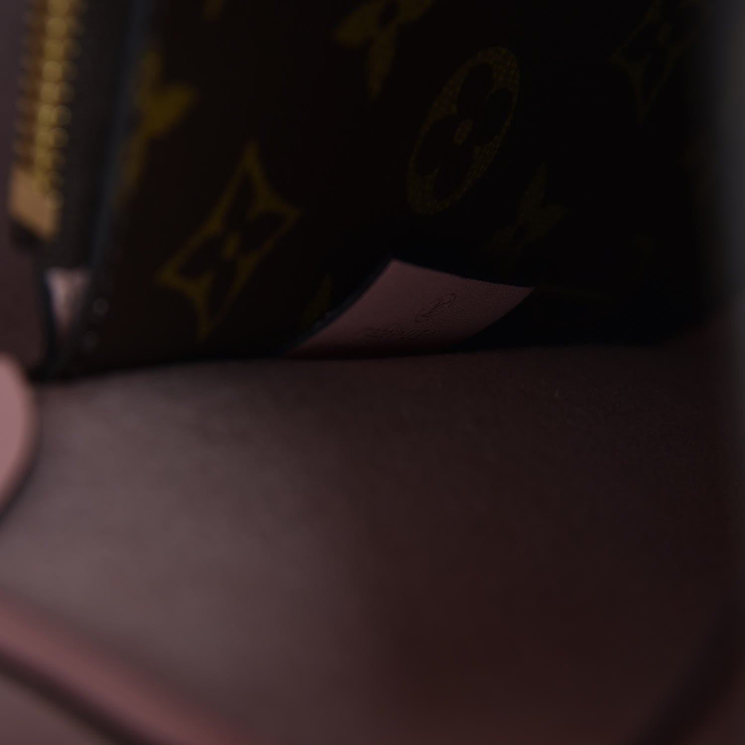 Louis Vuitton Monogram Neonoe MM Rose Poudre 7 of 7