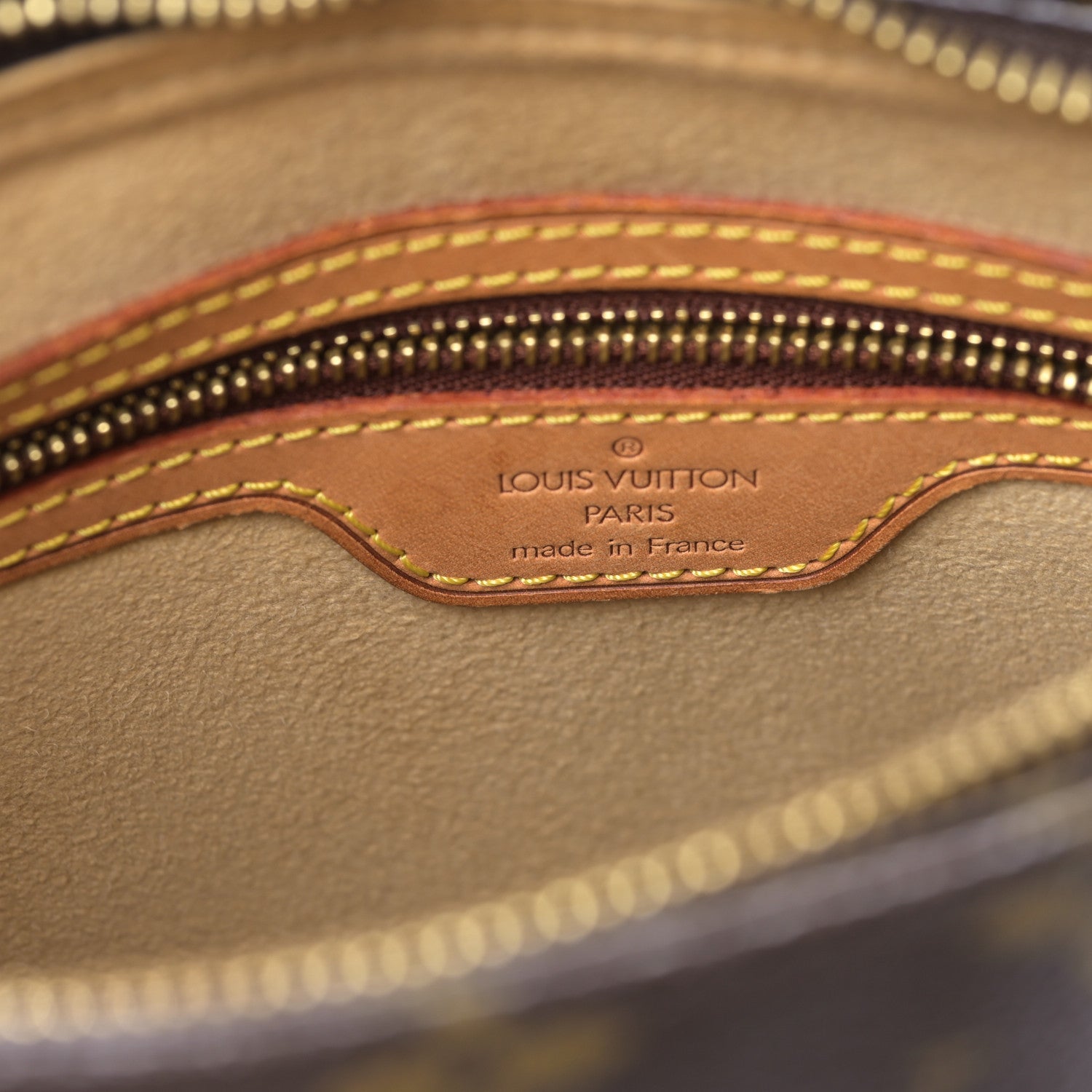 Louis Vuitton Monogram Looping MM 6 of 8