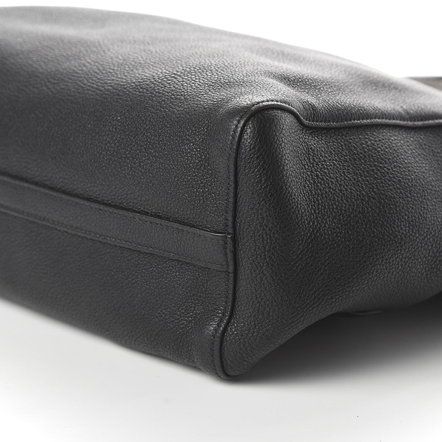 Vitello Daino Tote Black
