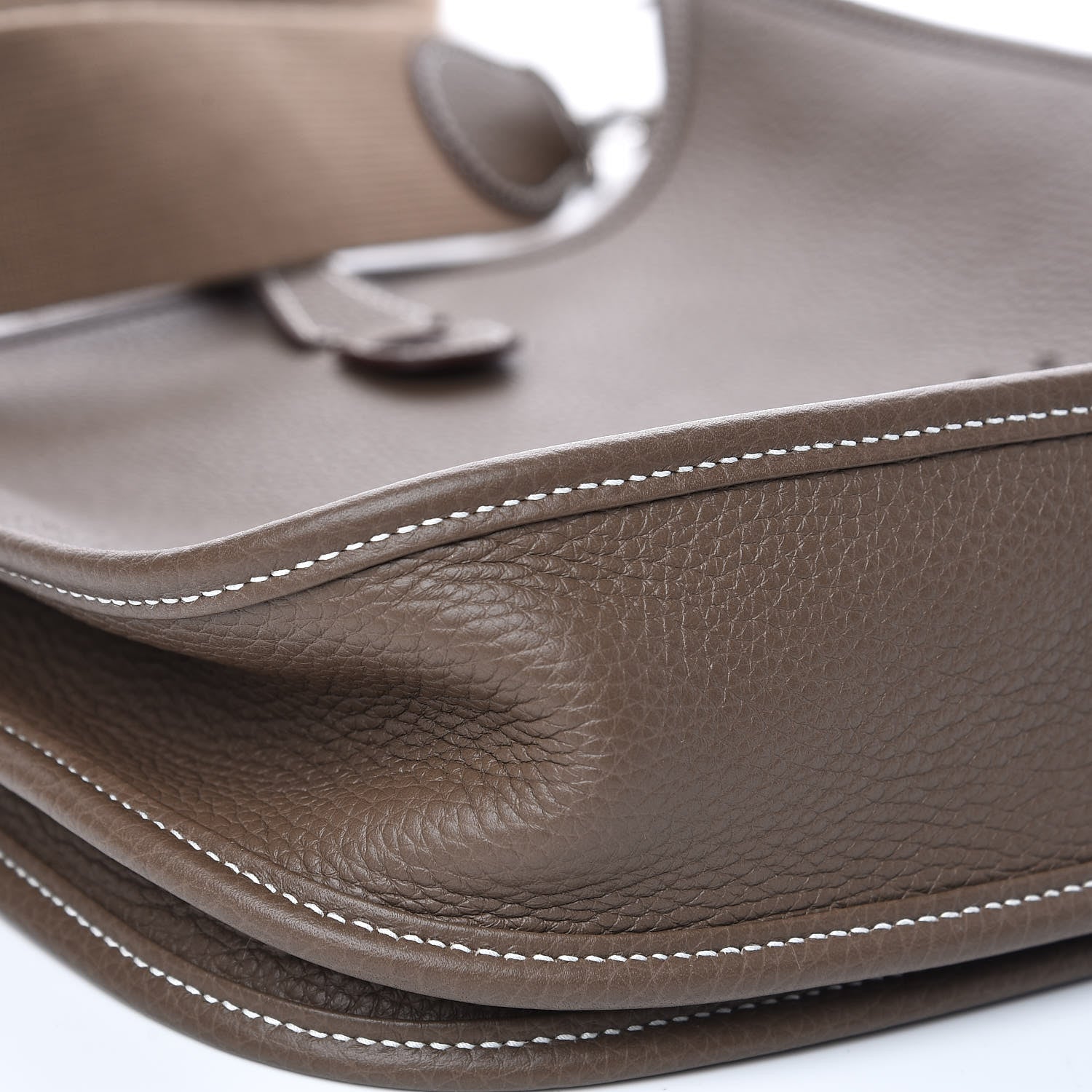 Hermes Taurillon Clemence Evelyne III PM Etoupe 8 of 10