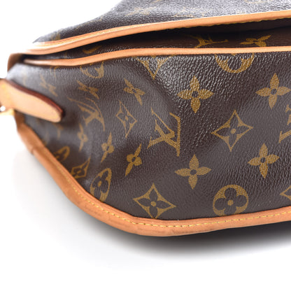 Louis Vuitton Monogram Menilmontant MM 11 of 12