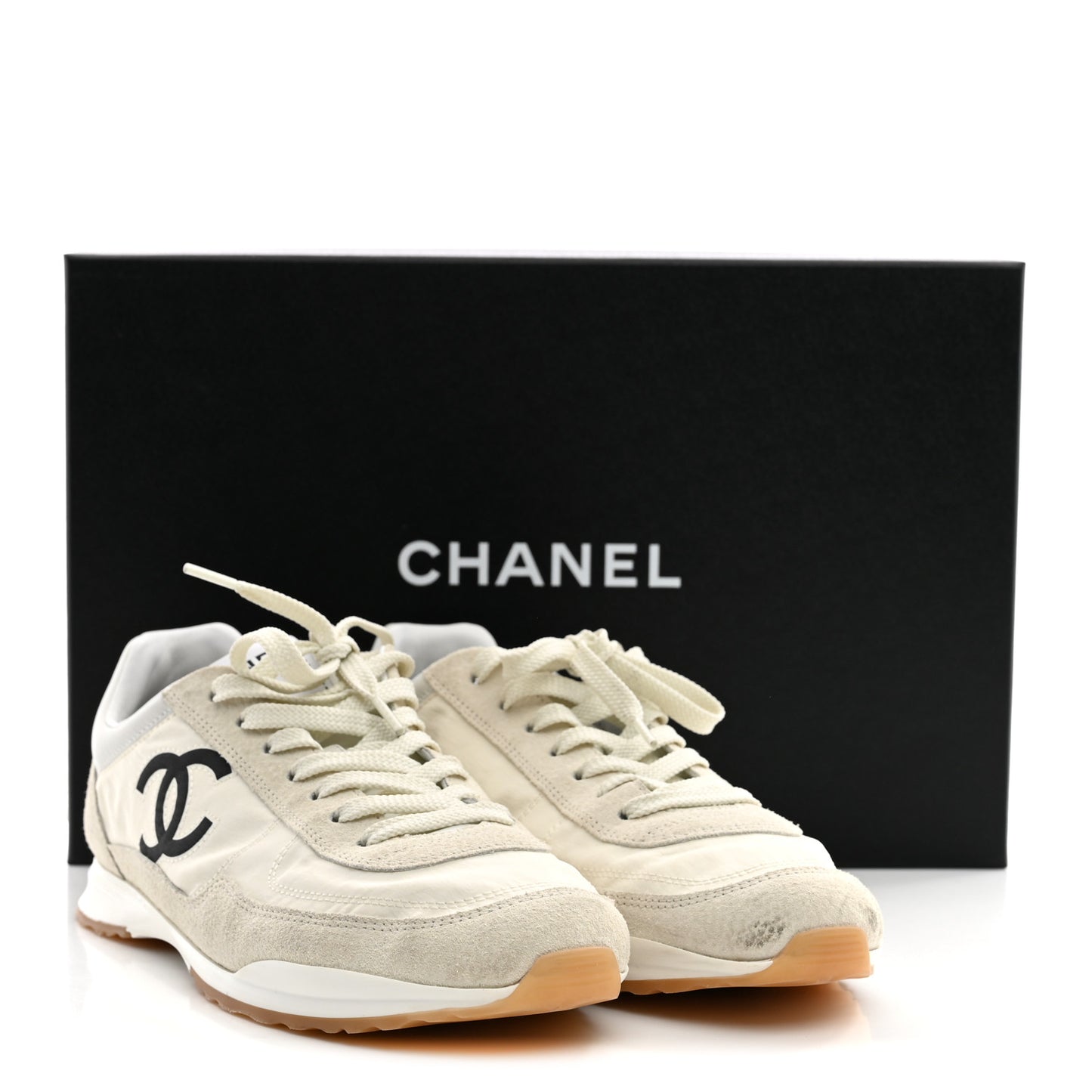 Fabric Embossed Suede Calfskin Womens CC Sneakers 37.5 White Black