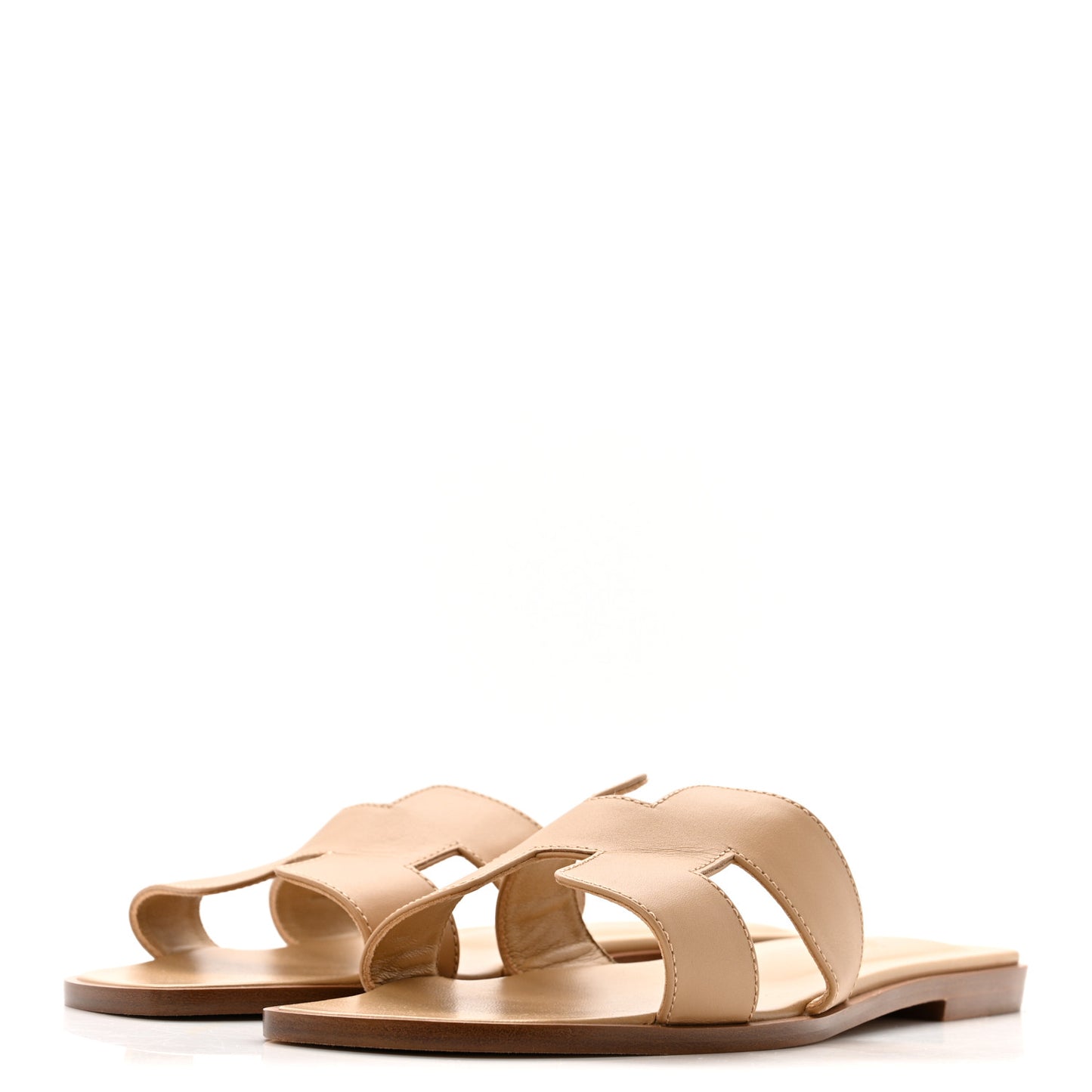 Calfskin Oran Sandals 40 Beige Albinos