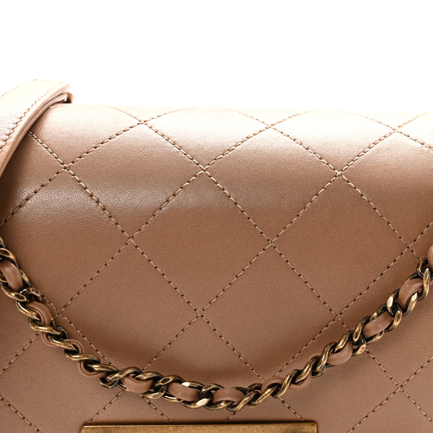 Chanel Shiny Lambskin Quilted Around The Corner Flap Beige 8 of 10