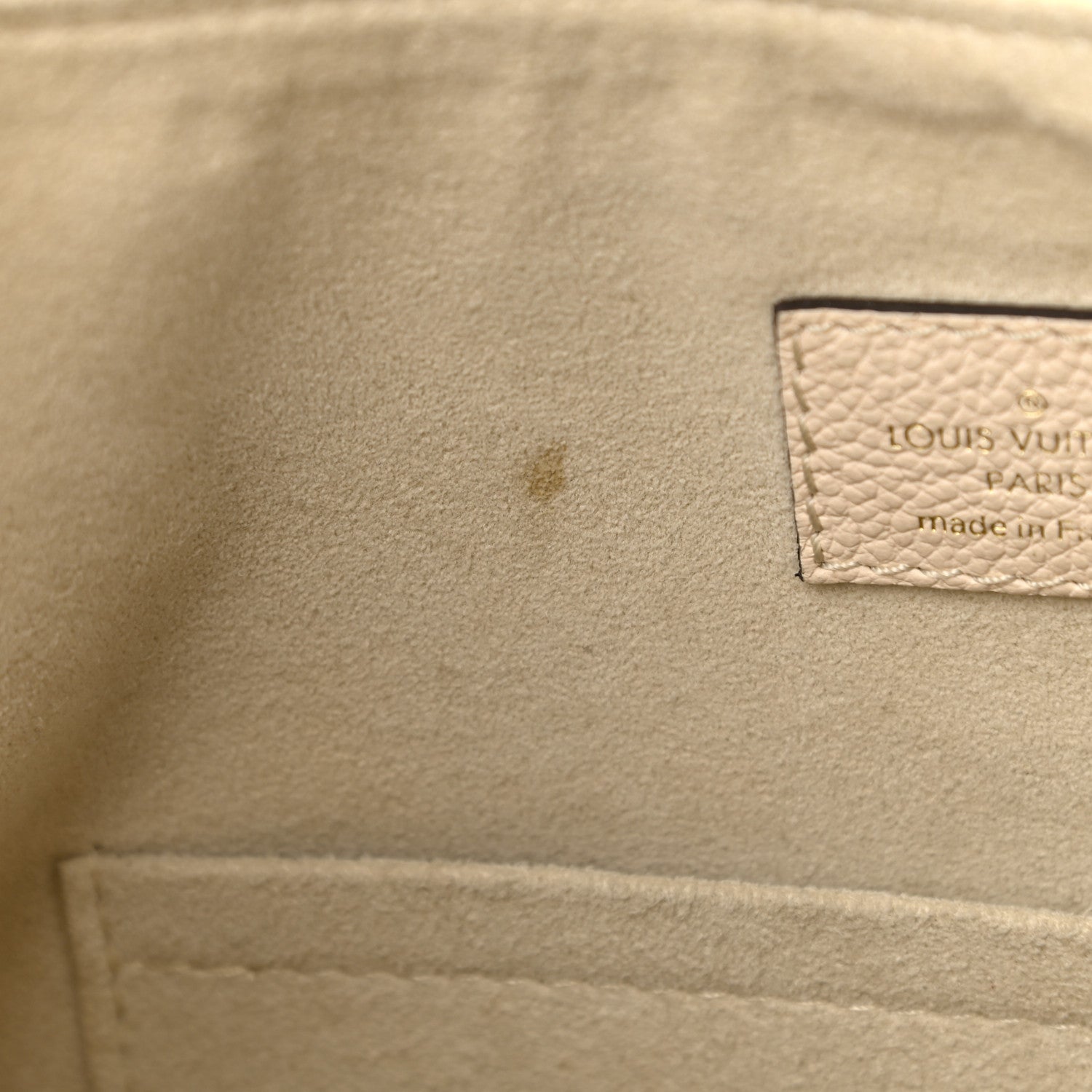 Louis Vuitton Empreinte Monogram Giant By The Pool Marshmallow Hobo Cream Saffron 7 of 11