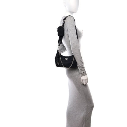 Prada Nylon Re-Edition 2005 Shoulder Bag Black 2 of 11