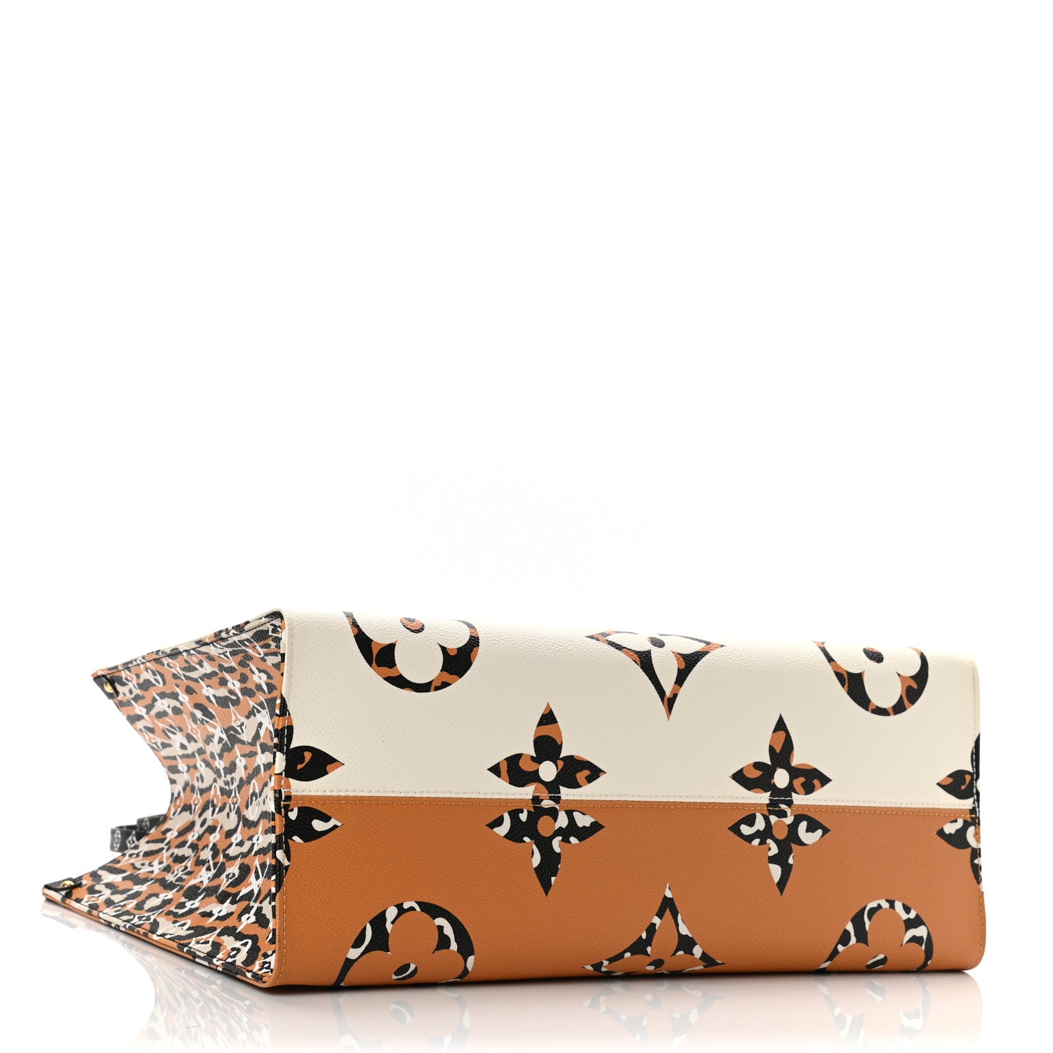 Louis Vuitton Monogram Giant Jungle Onthego GM Ivory 4 of 9