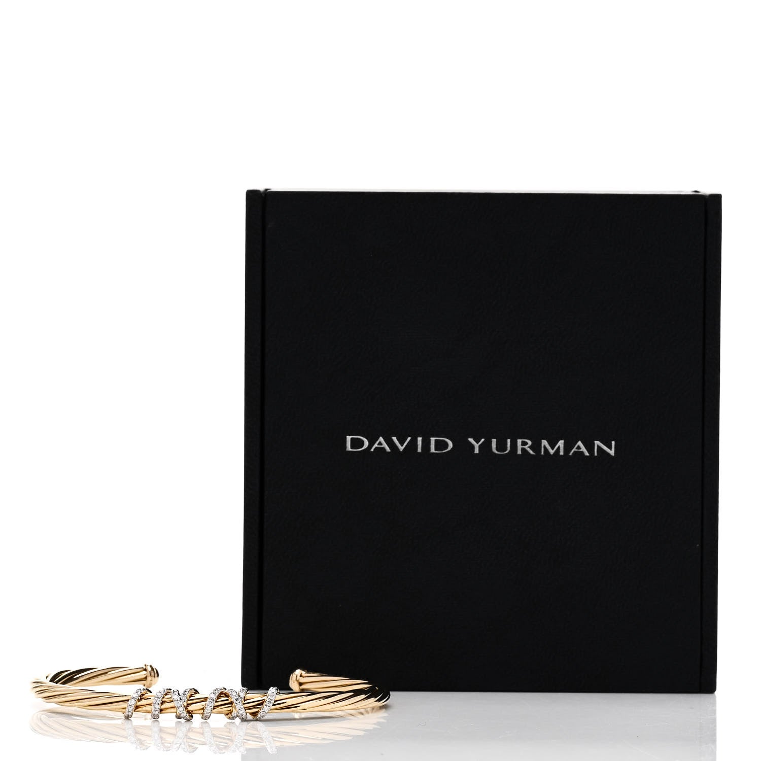 David Yurman 18K Yellow Gold Diamond 4mm Helena Center Station Cuff Bracelet 5 of 5