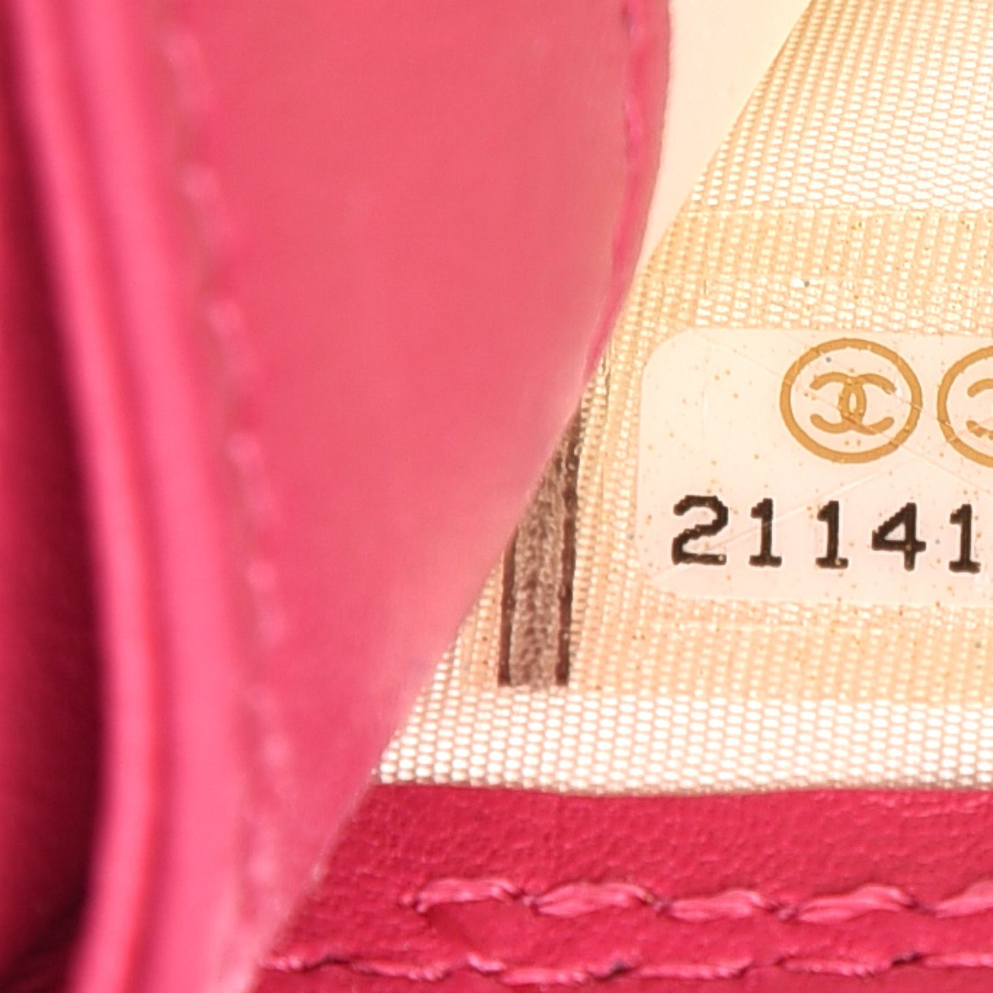 Lambskin Quilted Card Holder Fuchsia