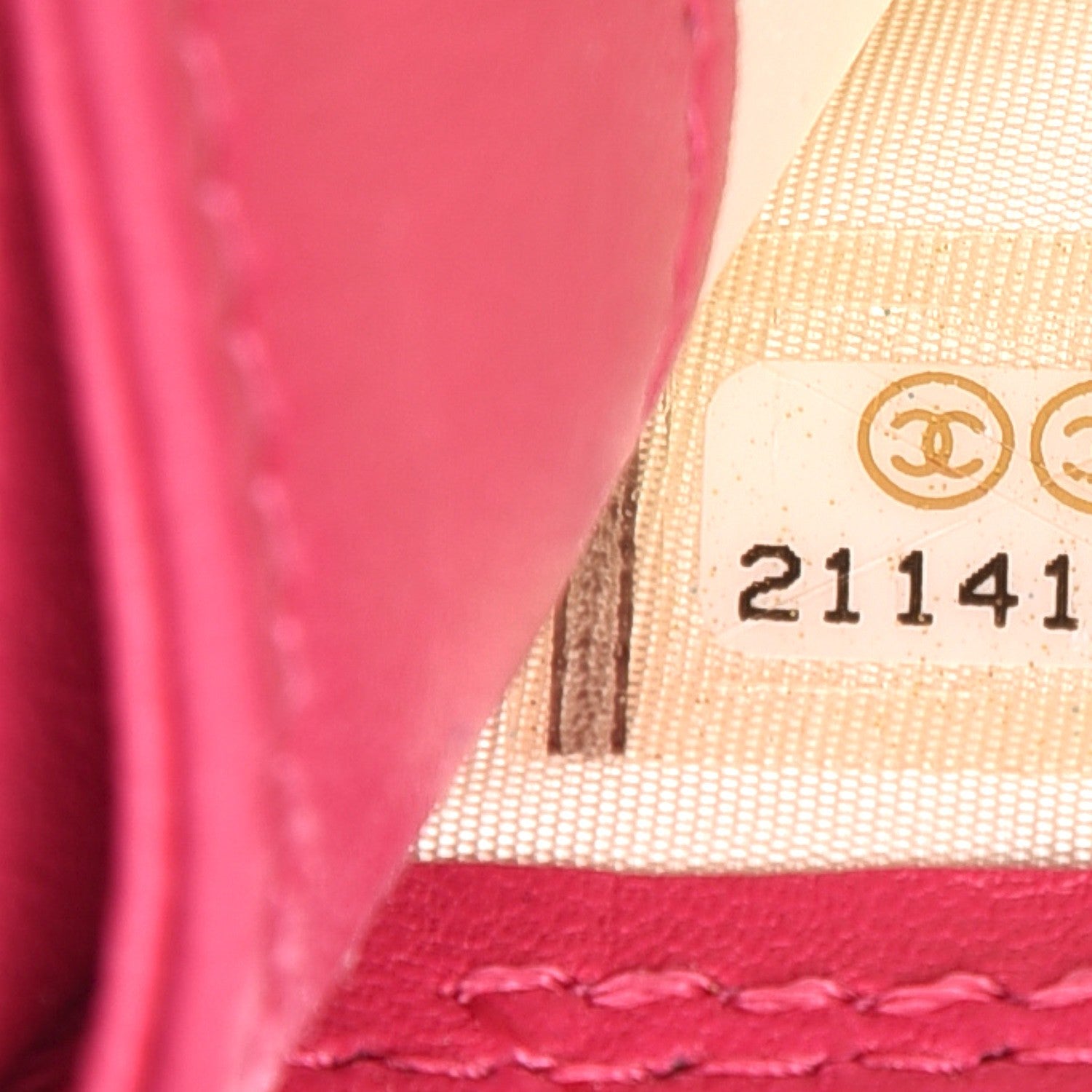 Chanel Lambskin Quilted Card Holder Fuchsia 8 of 9