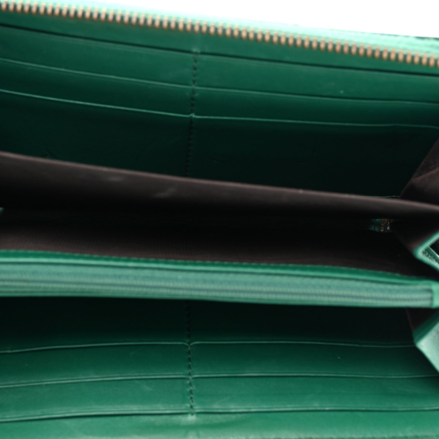 Calfskin Matelasse GG Marmont Zip Around Wallet Emerald Green