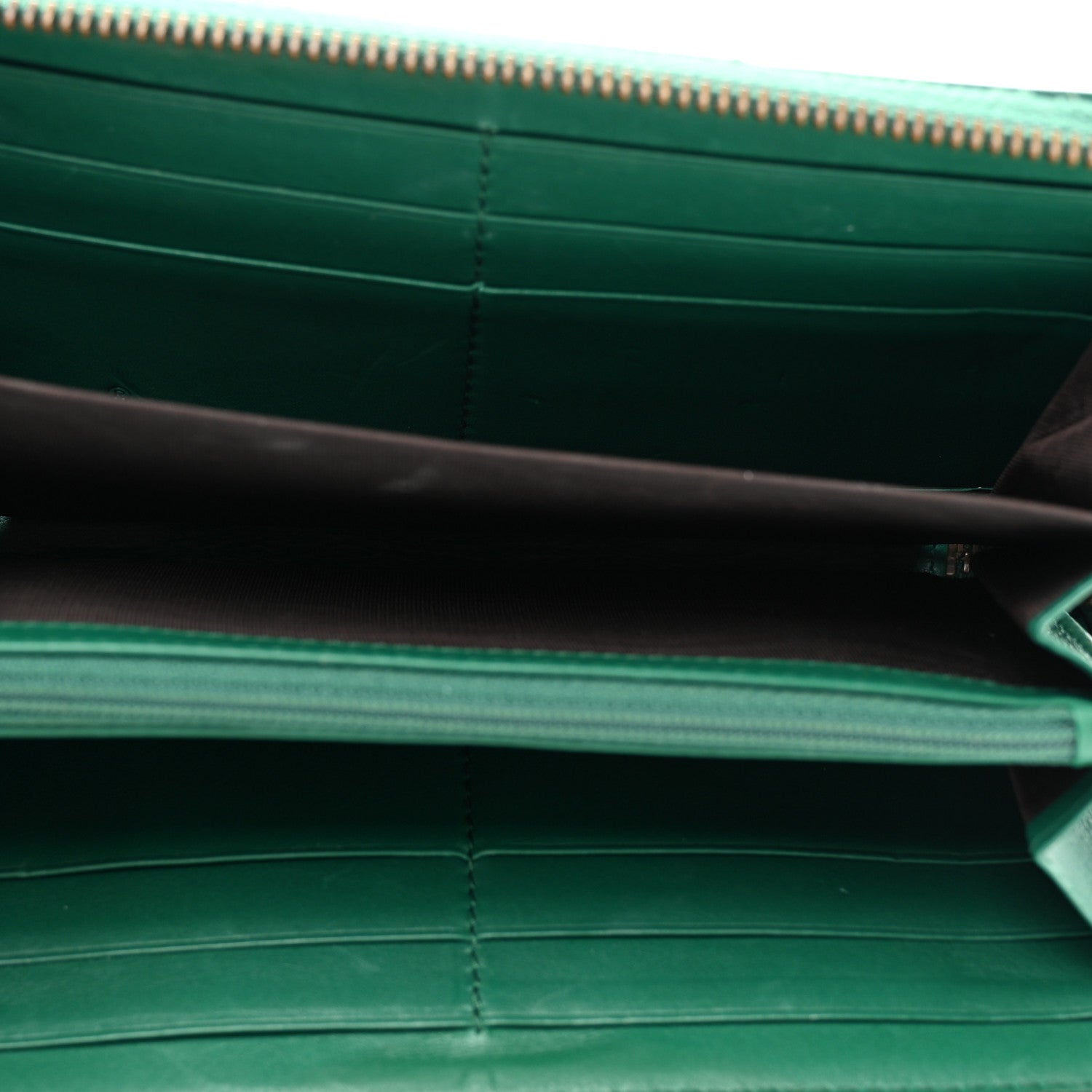 Gucci Calfskin Matelasse GG Marmont Zip Around Wallet Emerald Green 5 of 7
