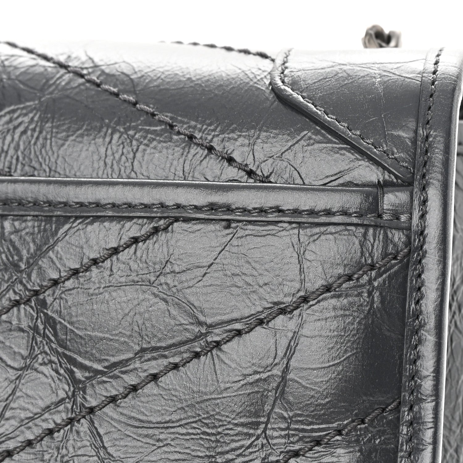 Saint Laurent Crinkled Calfskin Matelasse Monogram Niki Chain Wallet Fog 11 of 12