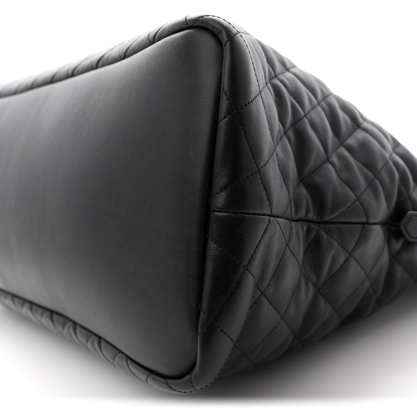 Calfskin Quilted ES Giant Travel Bag Black